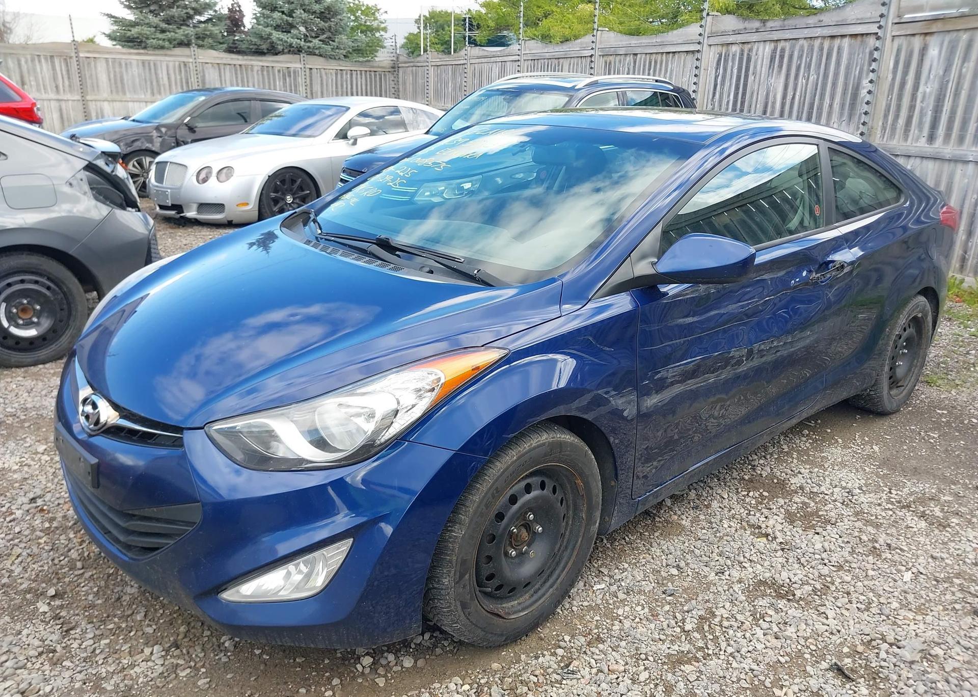 2013 HYUNDAI ELANTRA