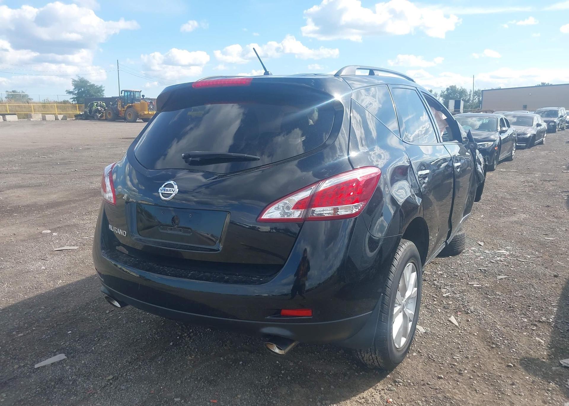 2014 NISSAN MURANO S