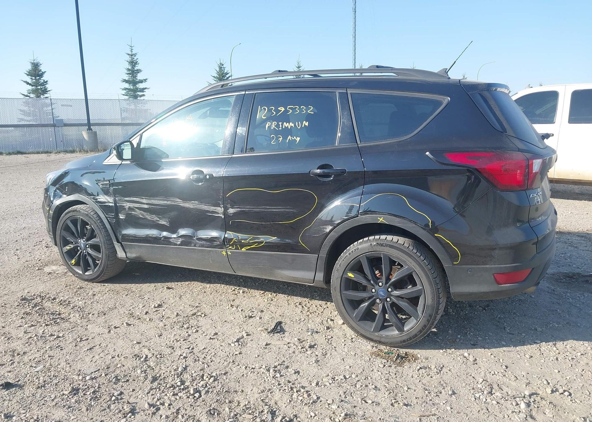2019 FORD ESCAPE TITANIUM