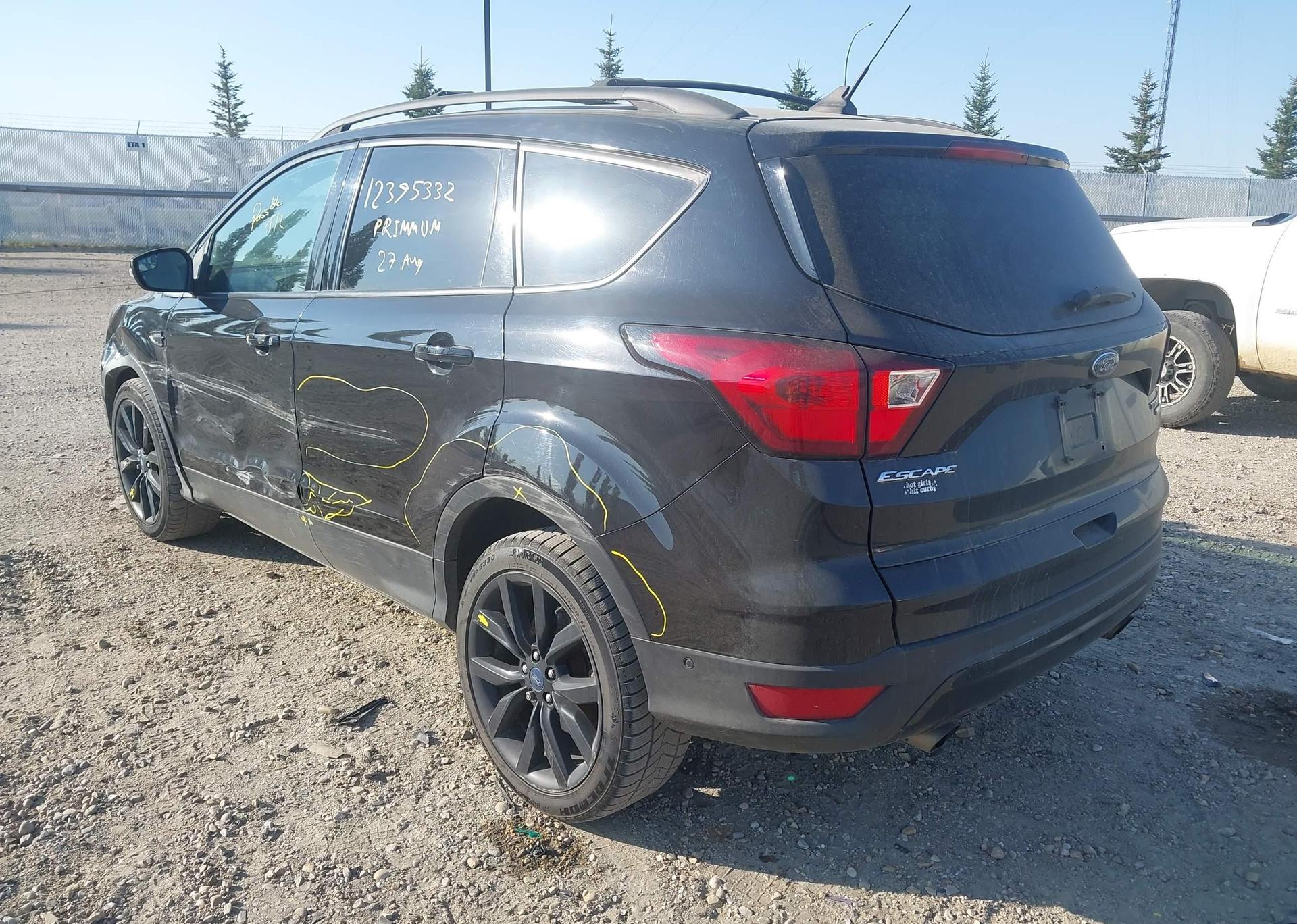 2019 FORD ESCAPE TITANIUM