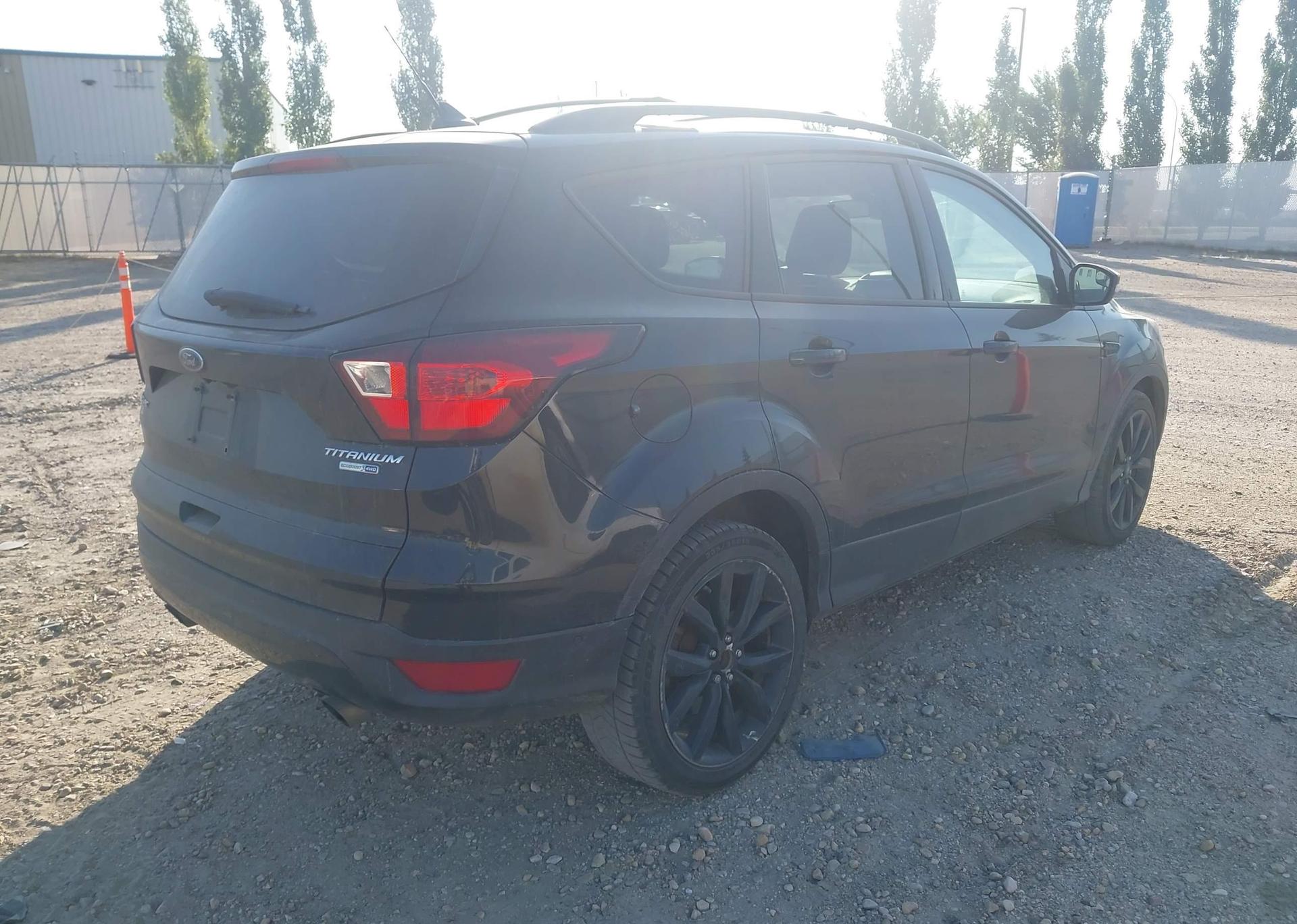 2019 FORD ESCAPE TITANIUM