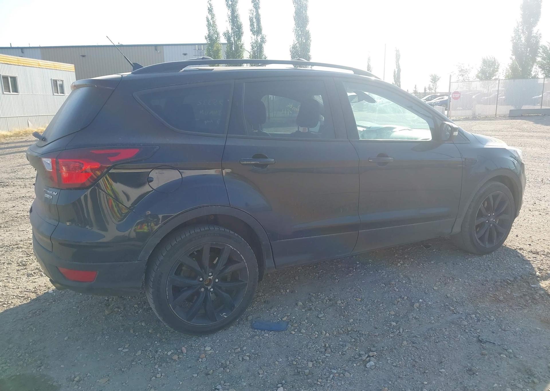 2019 FORD ESCAPE TITANIUM