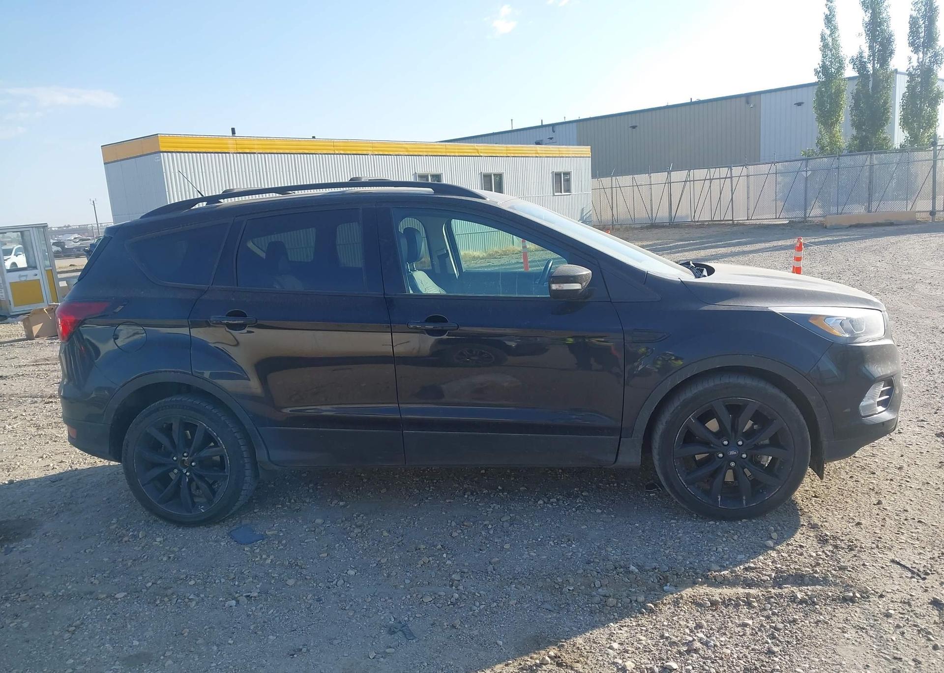 2019 FORD ESCAPE TITANIUM