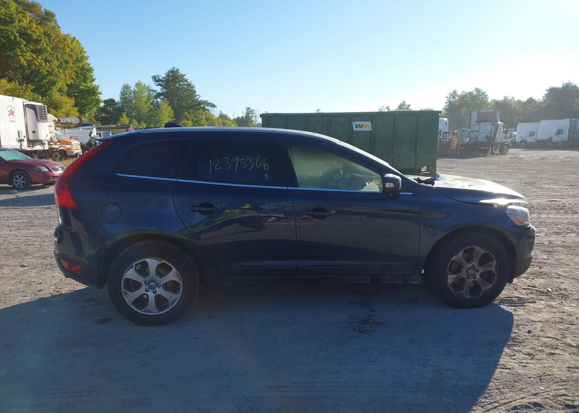 2013 VOLVO XC60 3.2