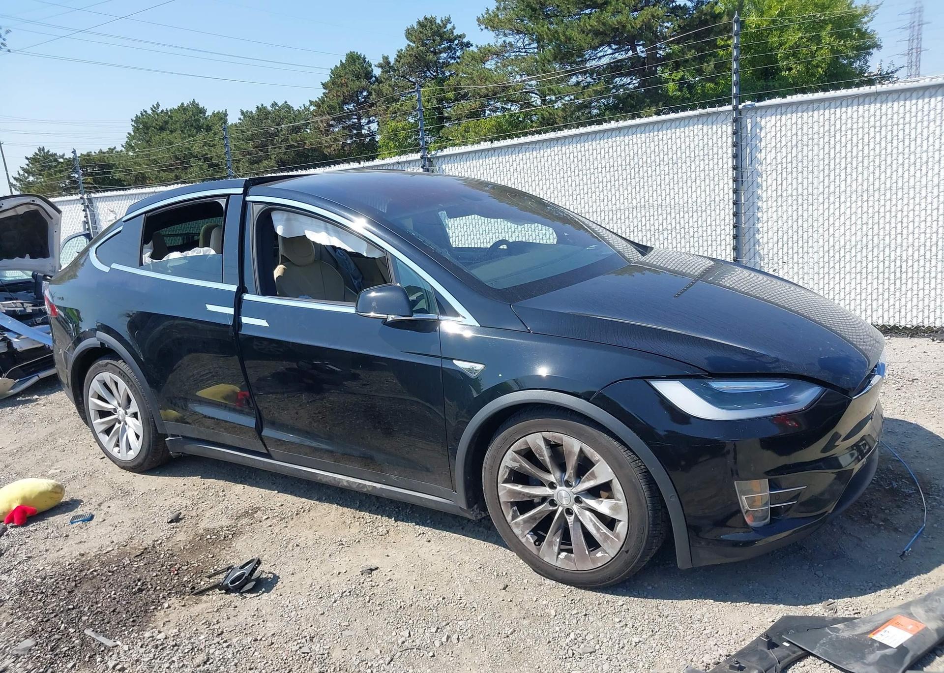 2016 TESLA MODEL X 60D
