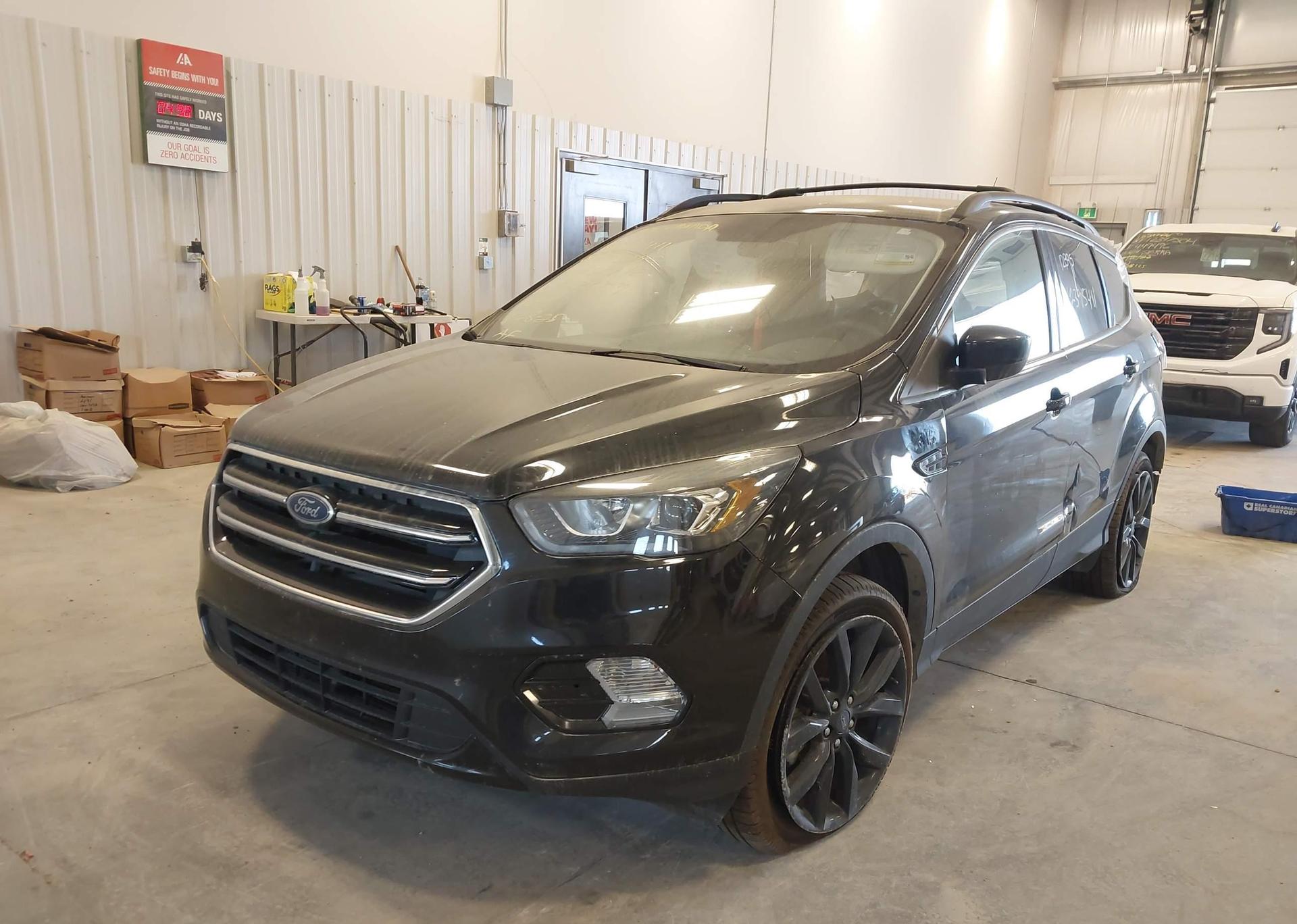 2019 FORD ESCAPE SE