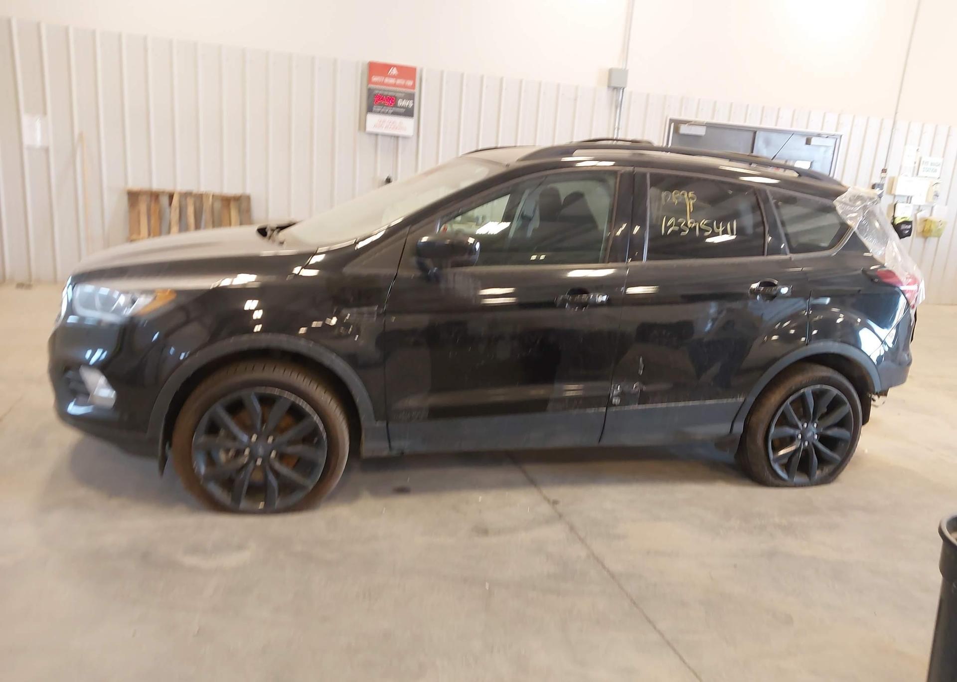 2019 FORD ESCAPE SE