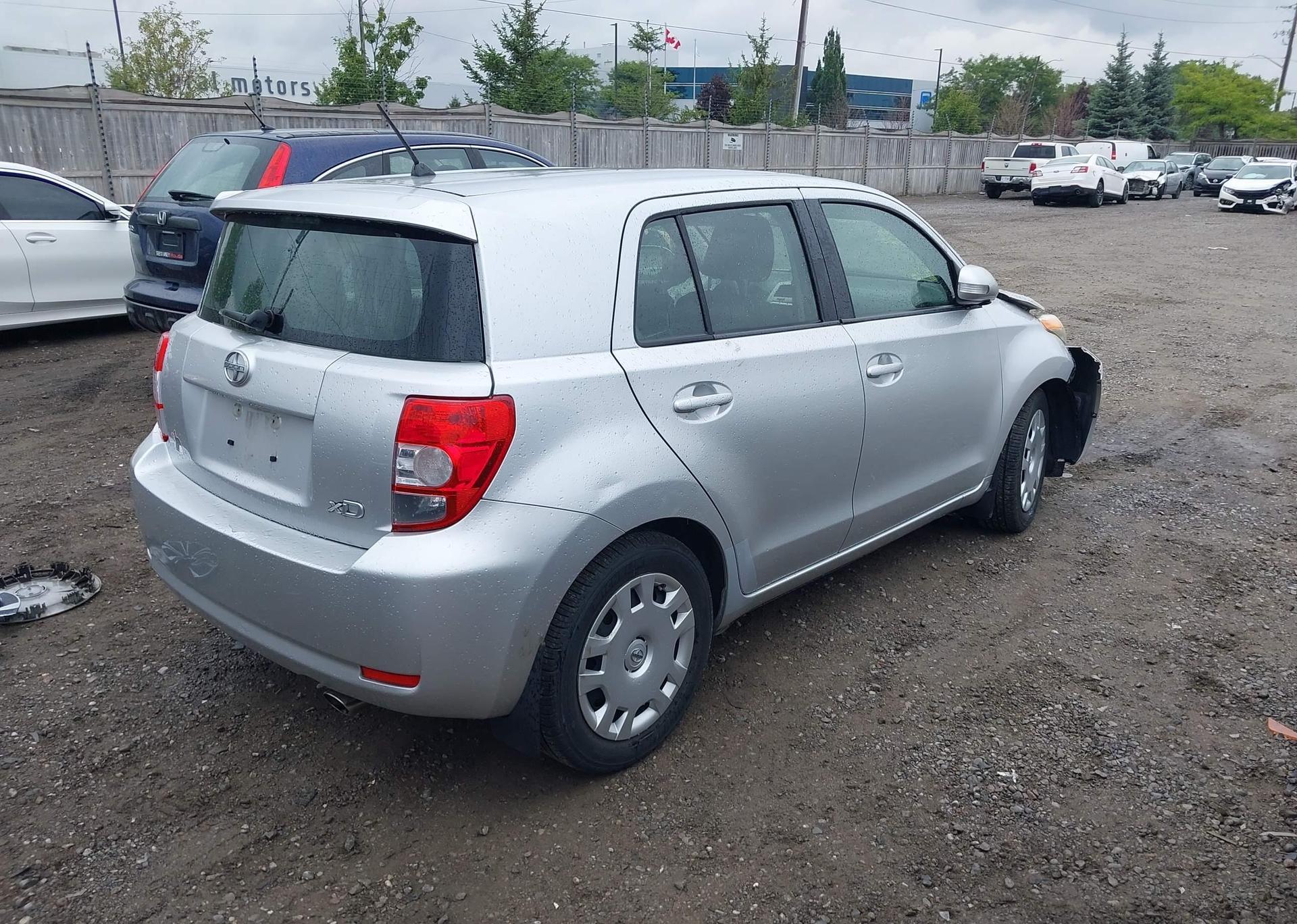 2011 TOYOTA SCION XD