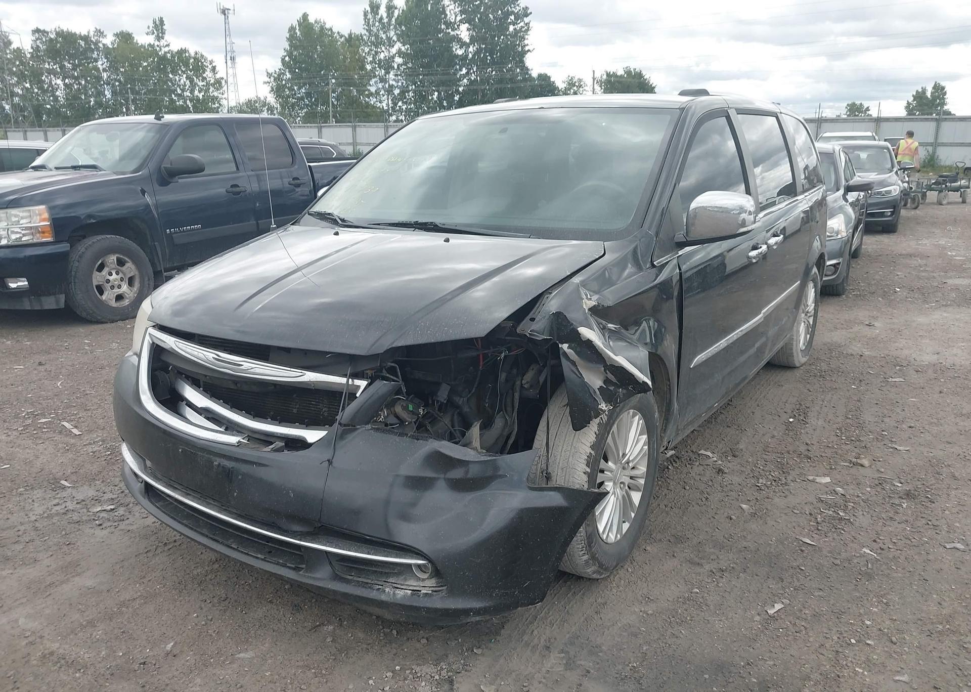 2012 CHRYSLER TOWN & COUNTRY LIMITED