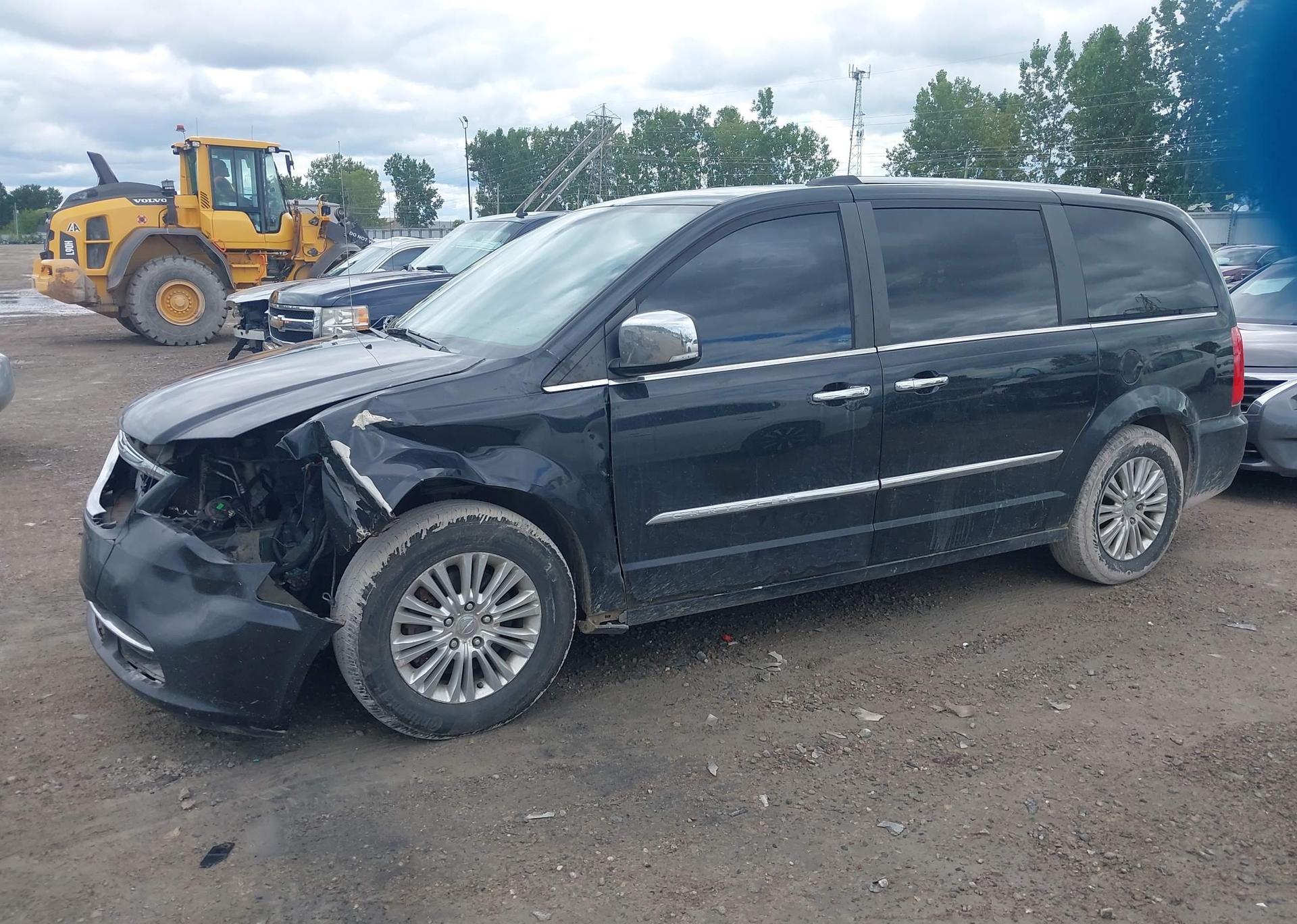 2012 CHRYSLER TOWN & COUNTRY LIMITED