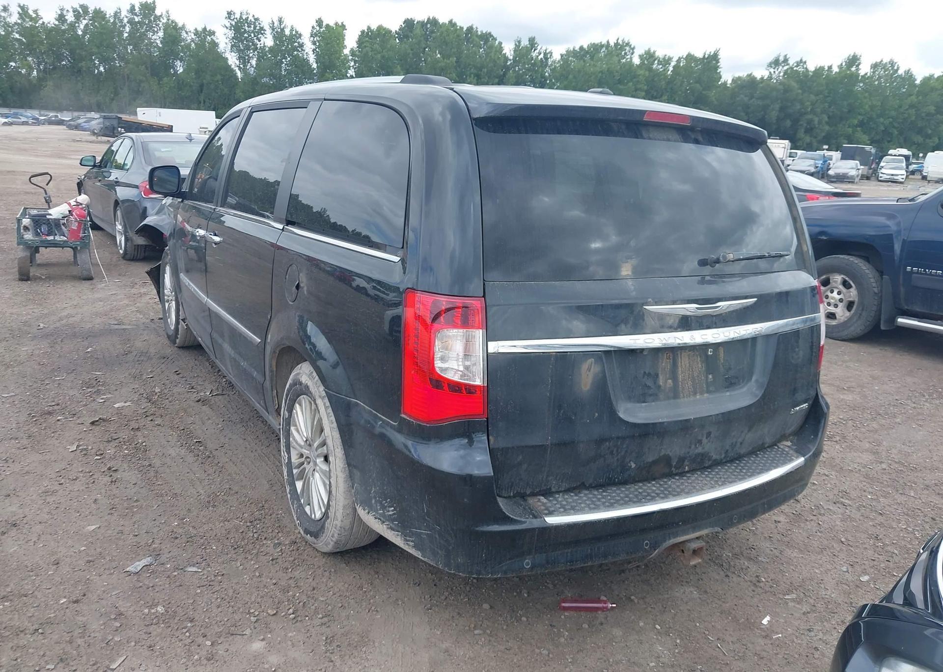 2012 CHRYSLER TOWN & COUNTRY LIMITED