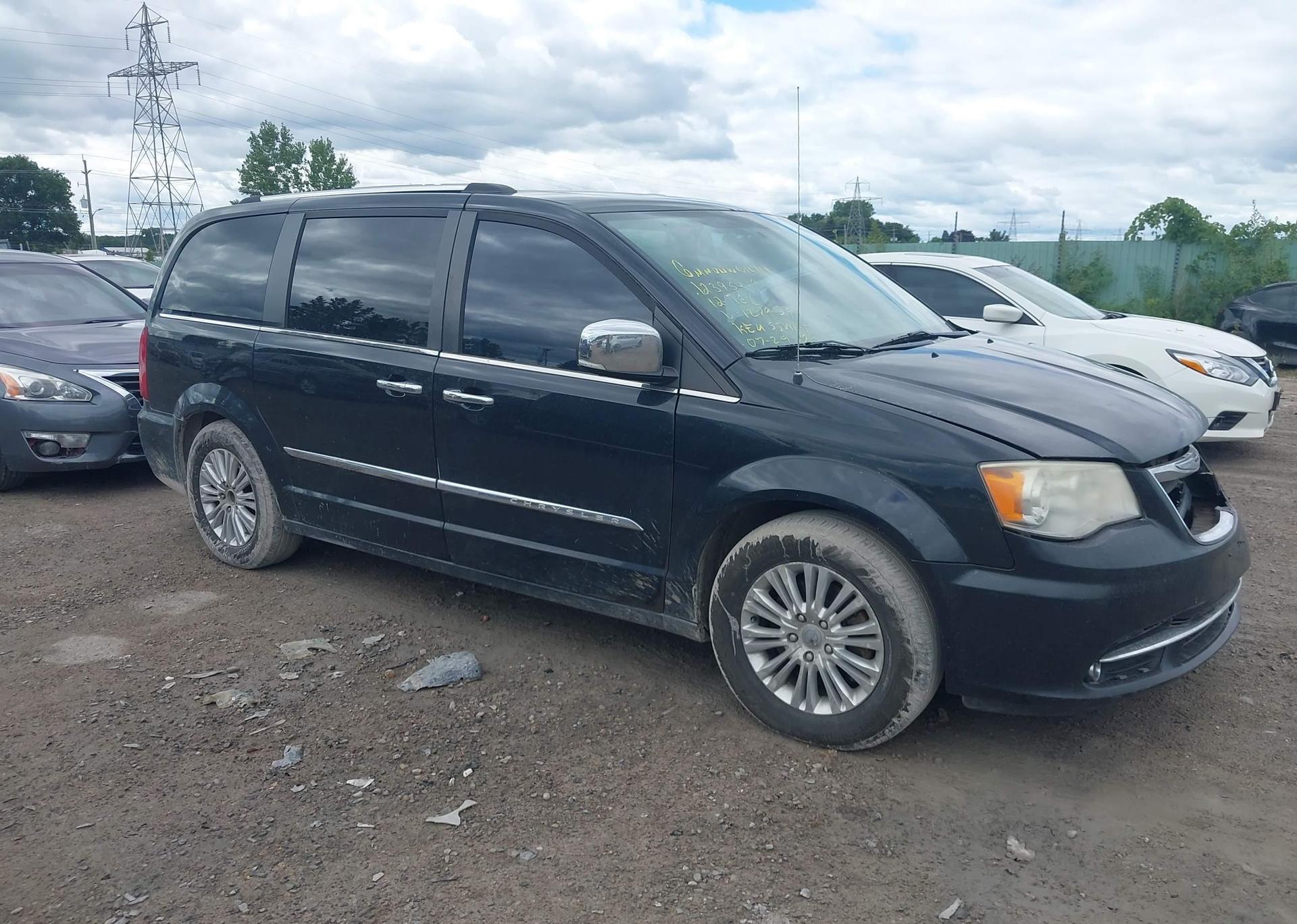 2012 CHRYSLER TOWN & COUNTRY LIMITED