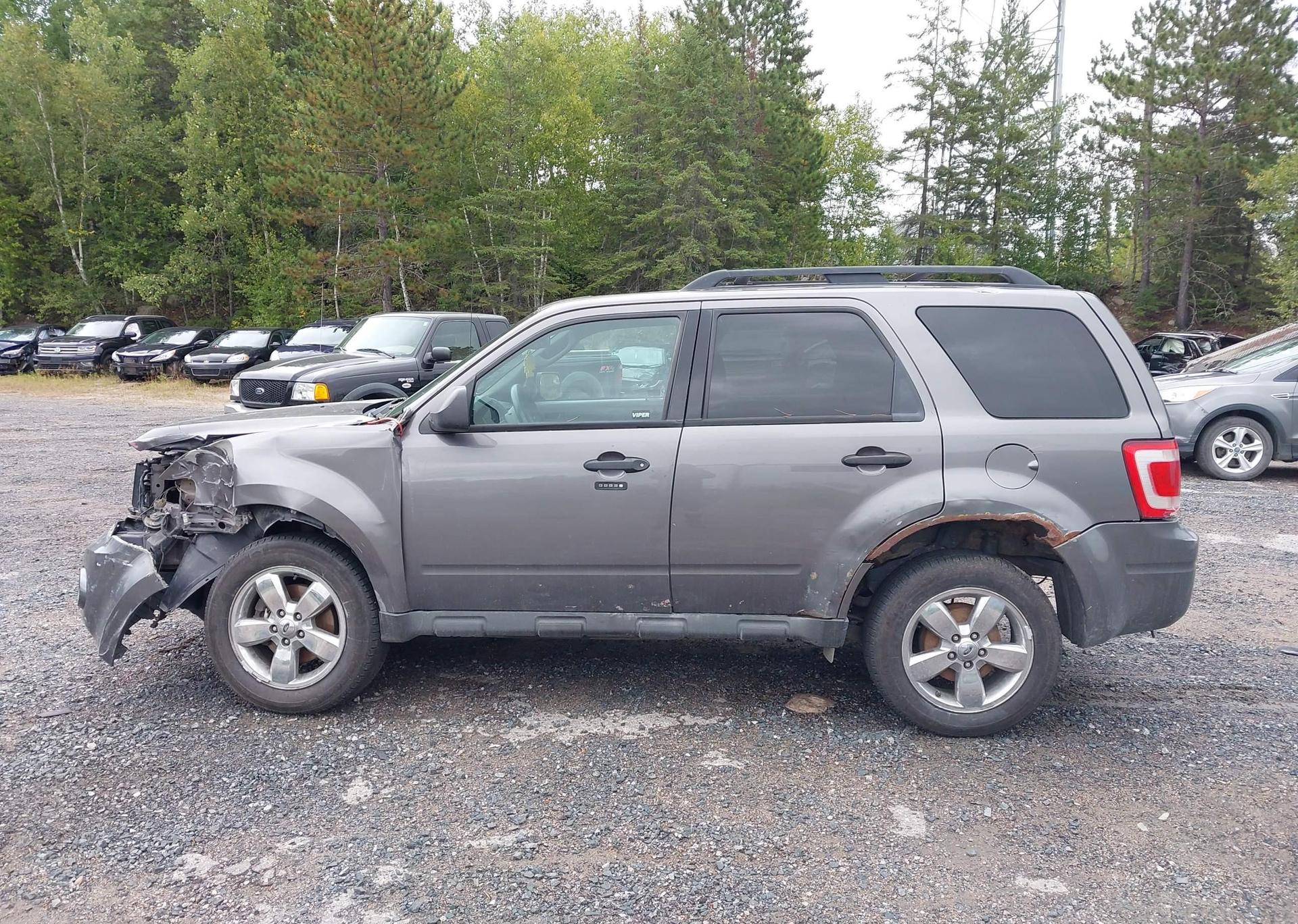2010 FORD ESCAPE XLT AUTOMATIC