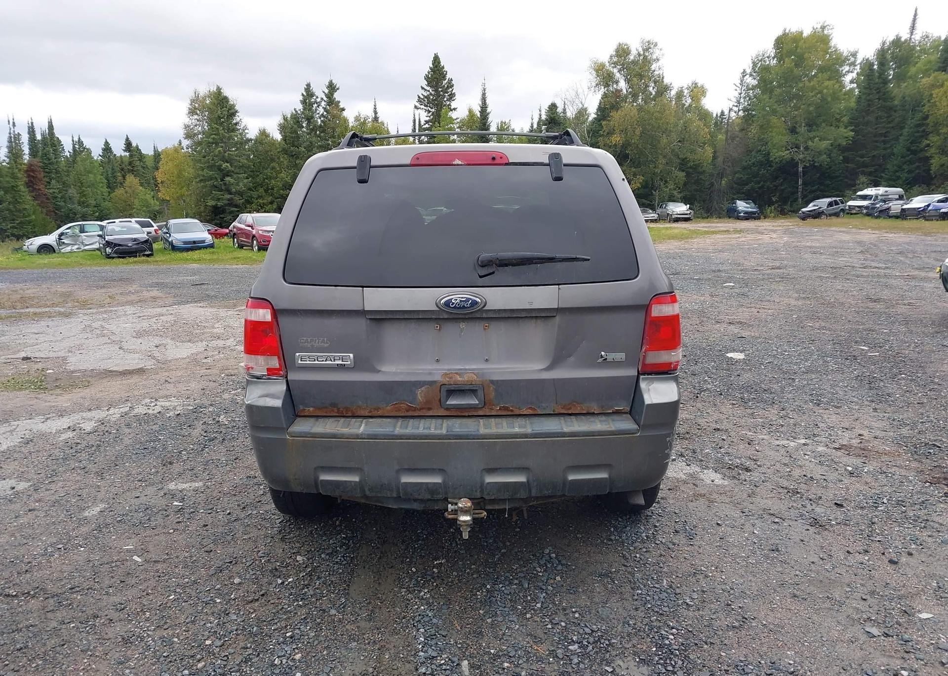 2010 FORD ESCAPE XLT AUTOMATIC