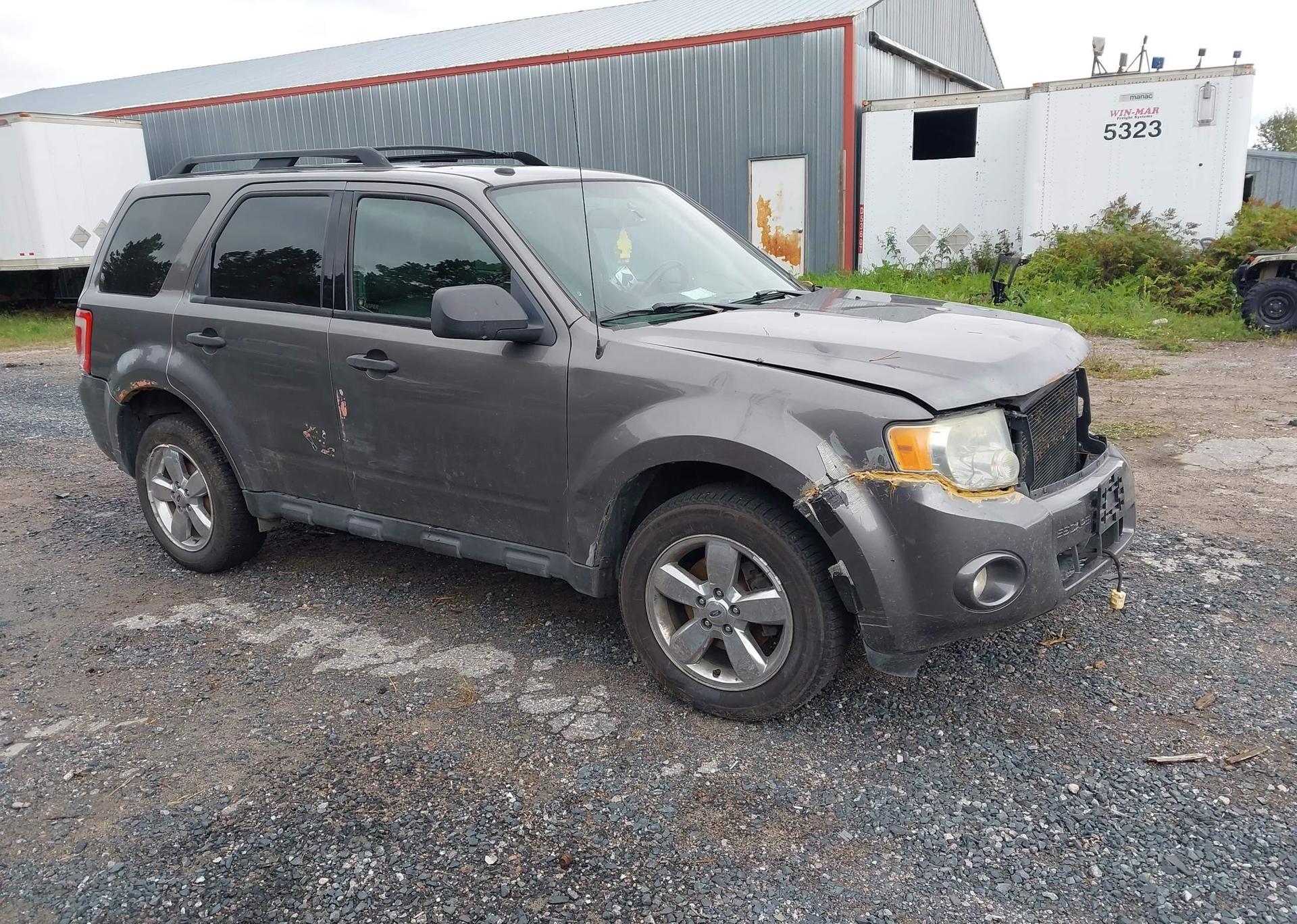 2010 FORD ESCAPE XLT AUTOMATIC