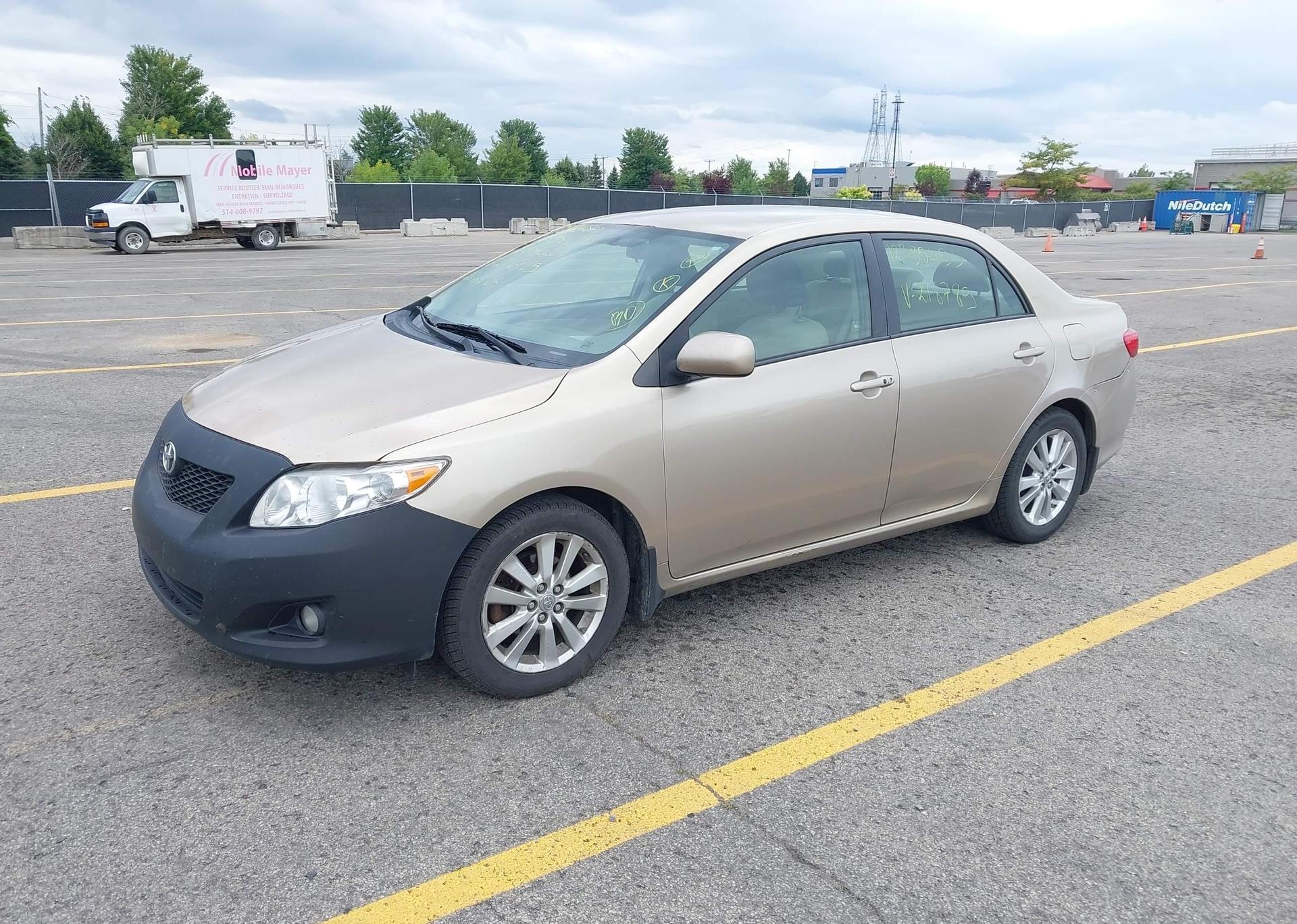 2010 TOYOTA COROLLA LE