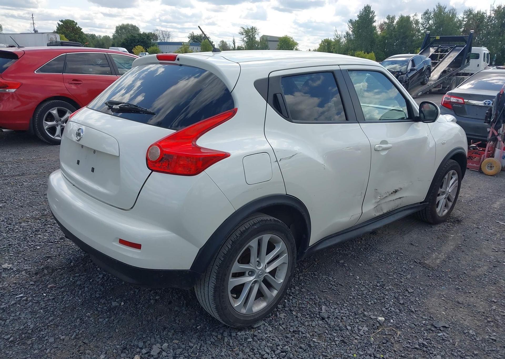 2014 NISSAN juke