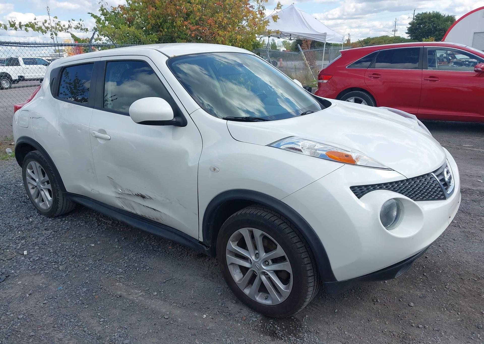 2014 NISSAN juke