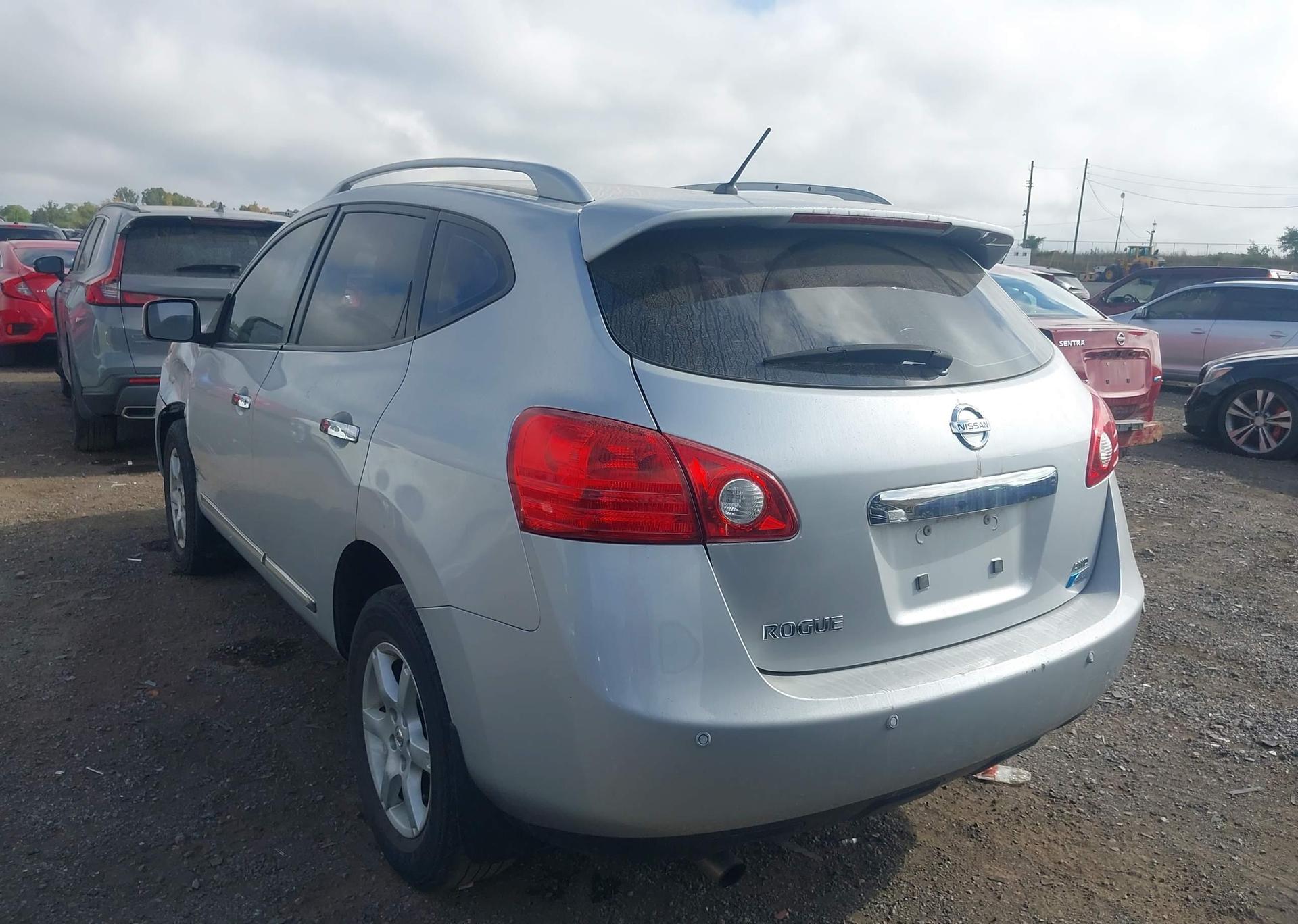 2012 NISSAN ROGUE S