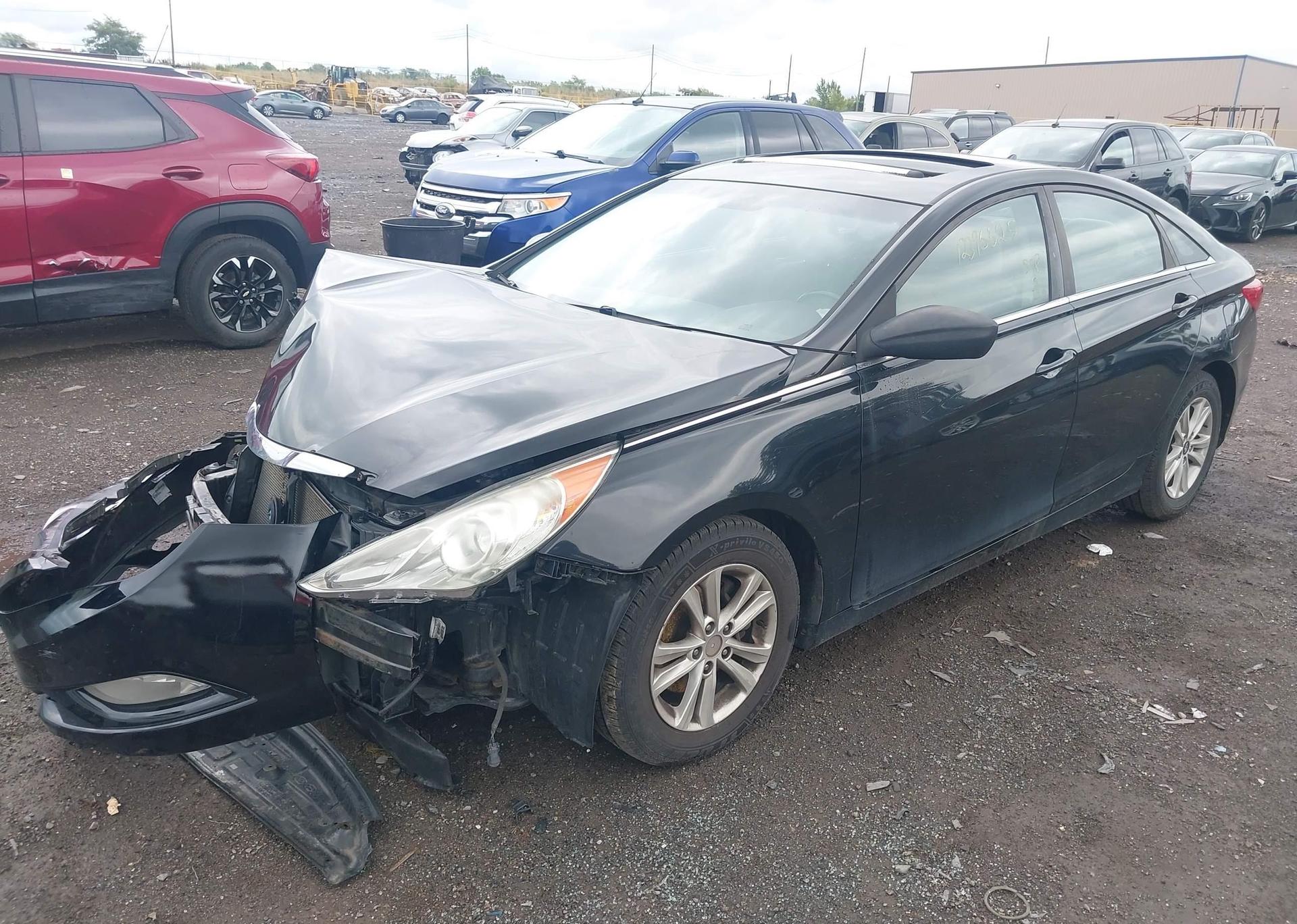 2011 HYUNDAI SONATA GLS