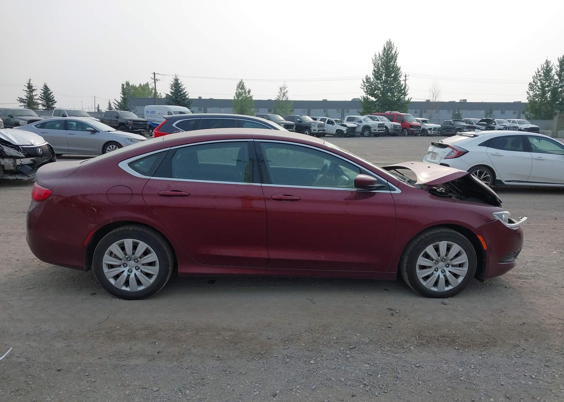 2015 CHRYSLER 200 LX