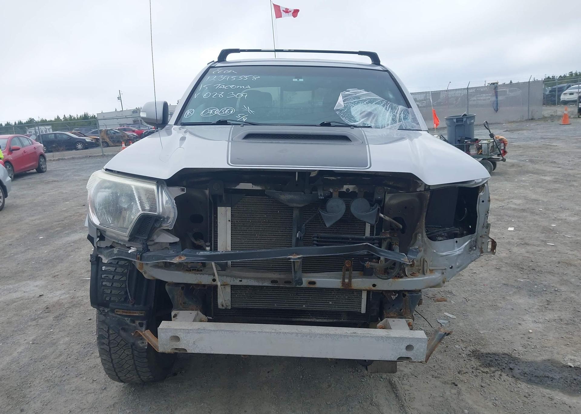 2015 TOYOTA TACOMA