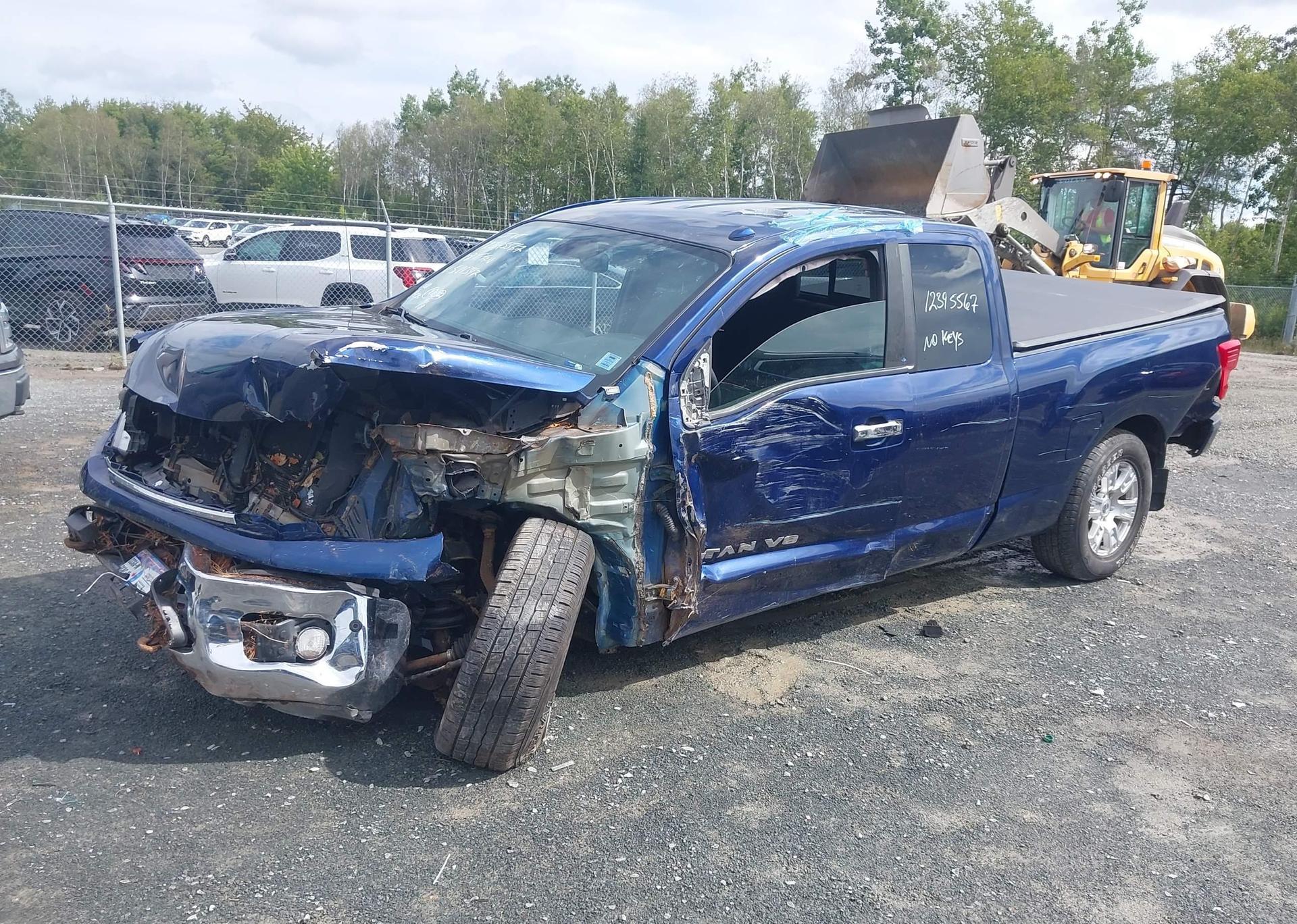 2018 NISSAN TITAN SV