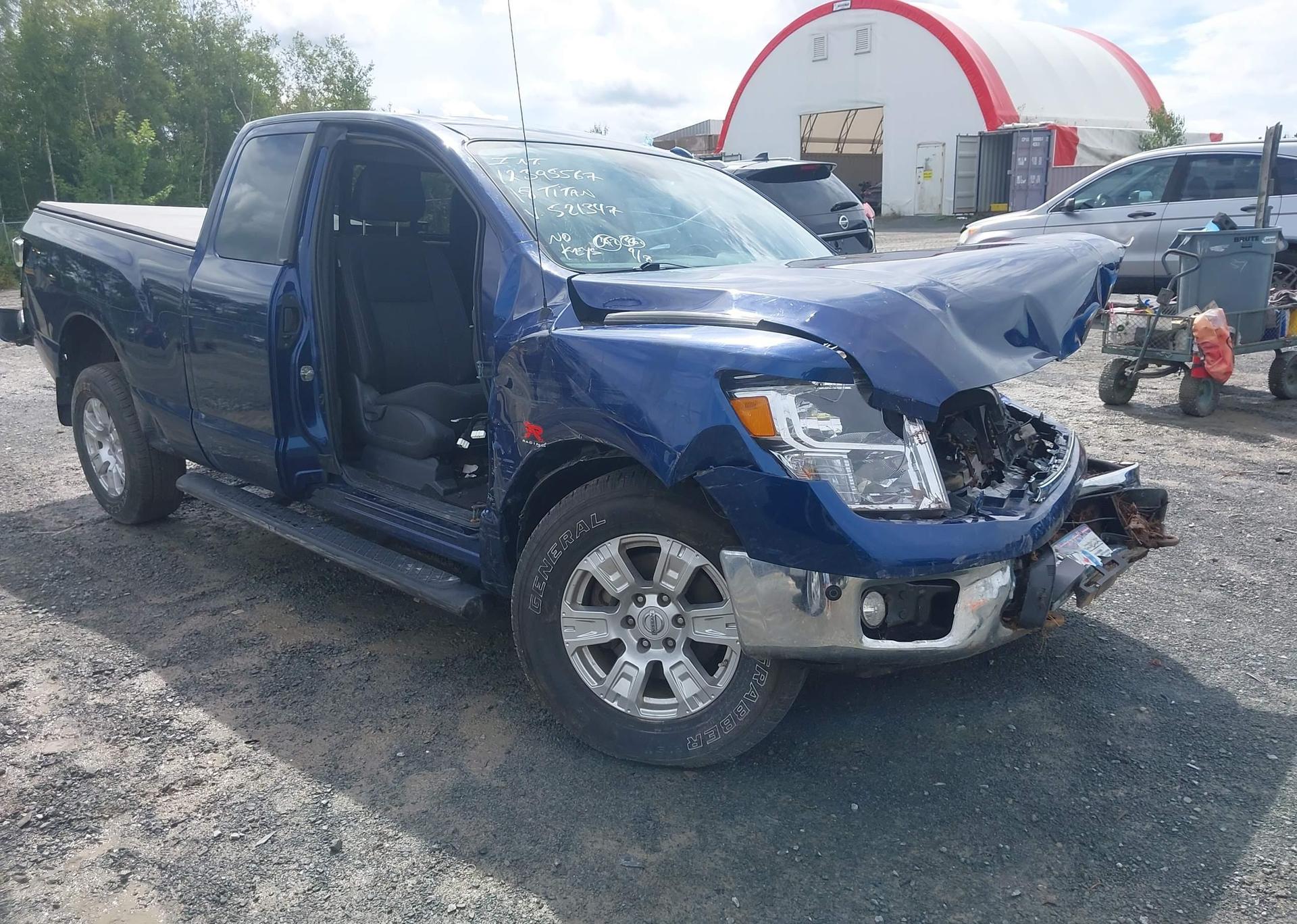 2018 NISSAN TITAN SV