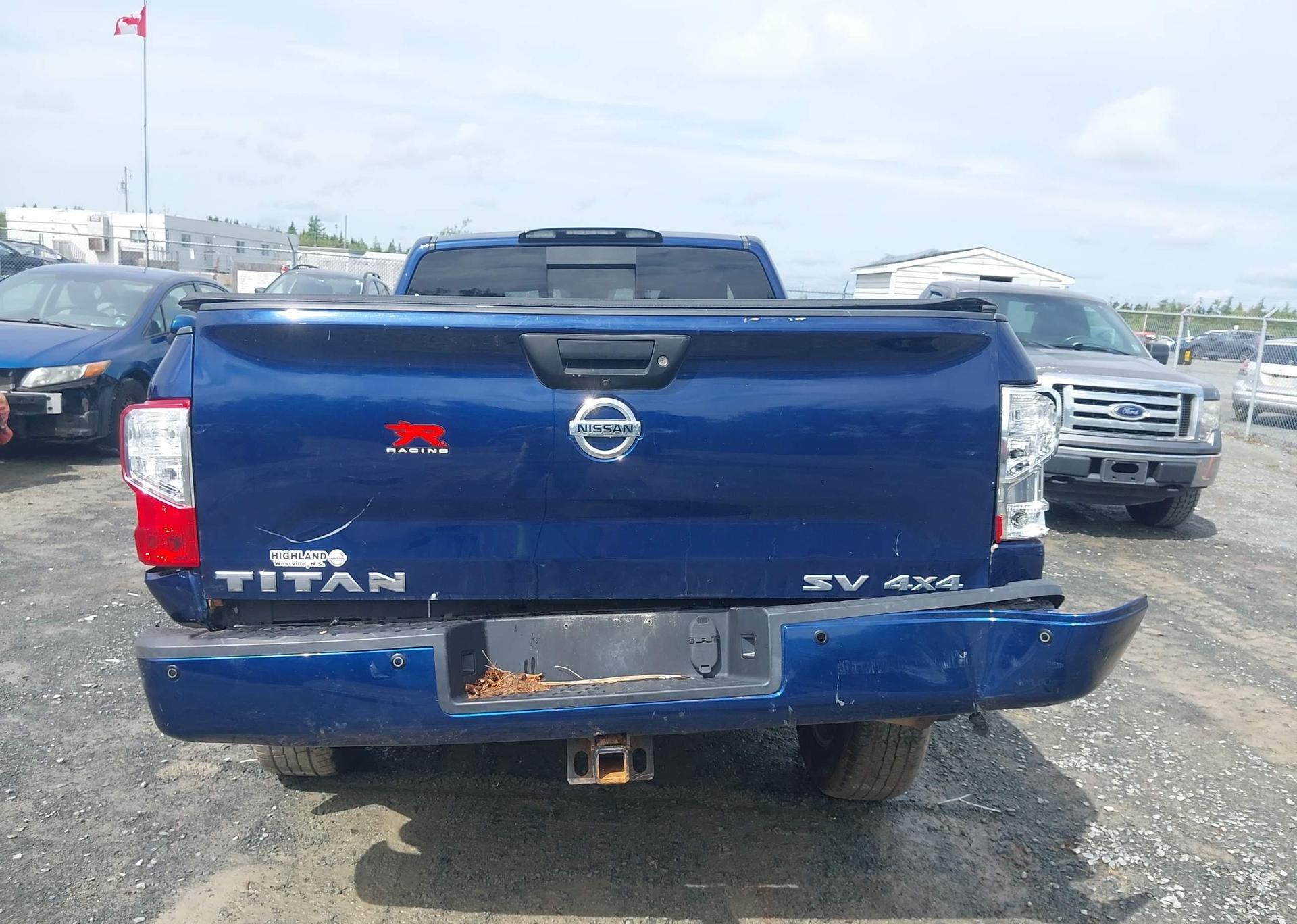 2018 NISSAN TITAN SV