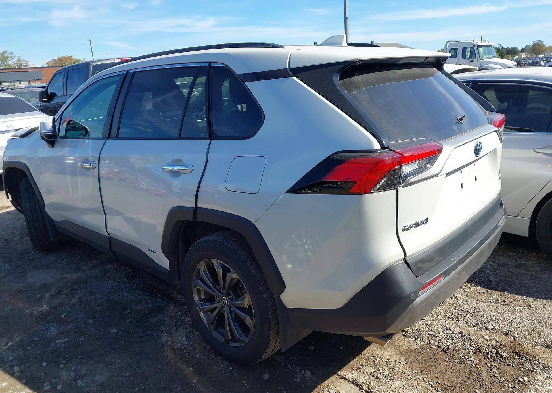 2022 TOYOTA RAV4 LIMITED