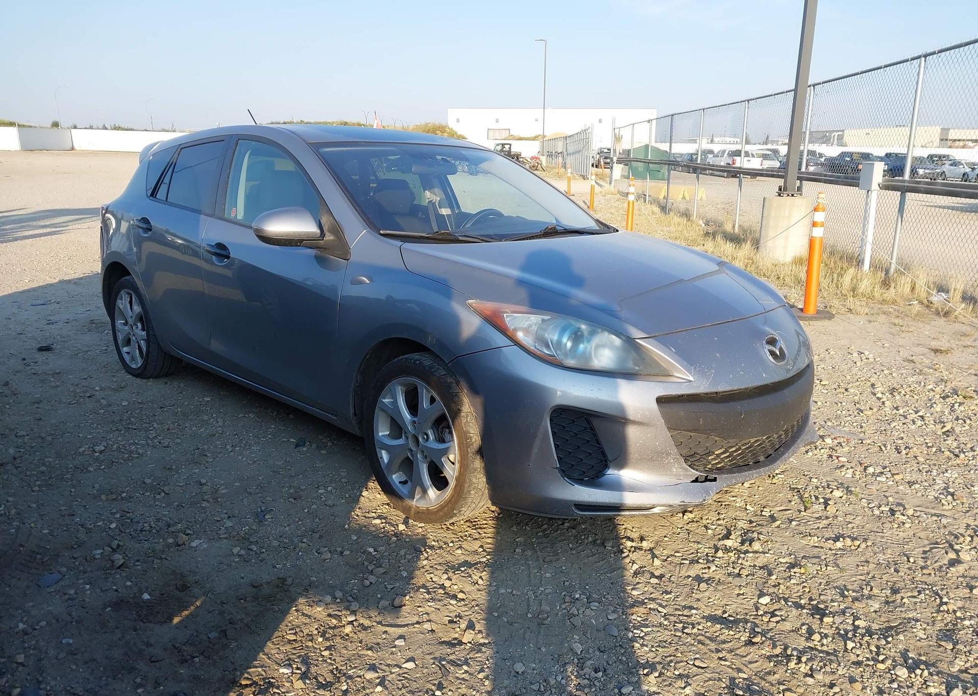 2012 MAZDA 3 I