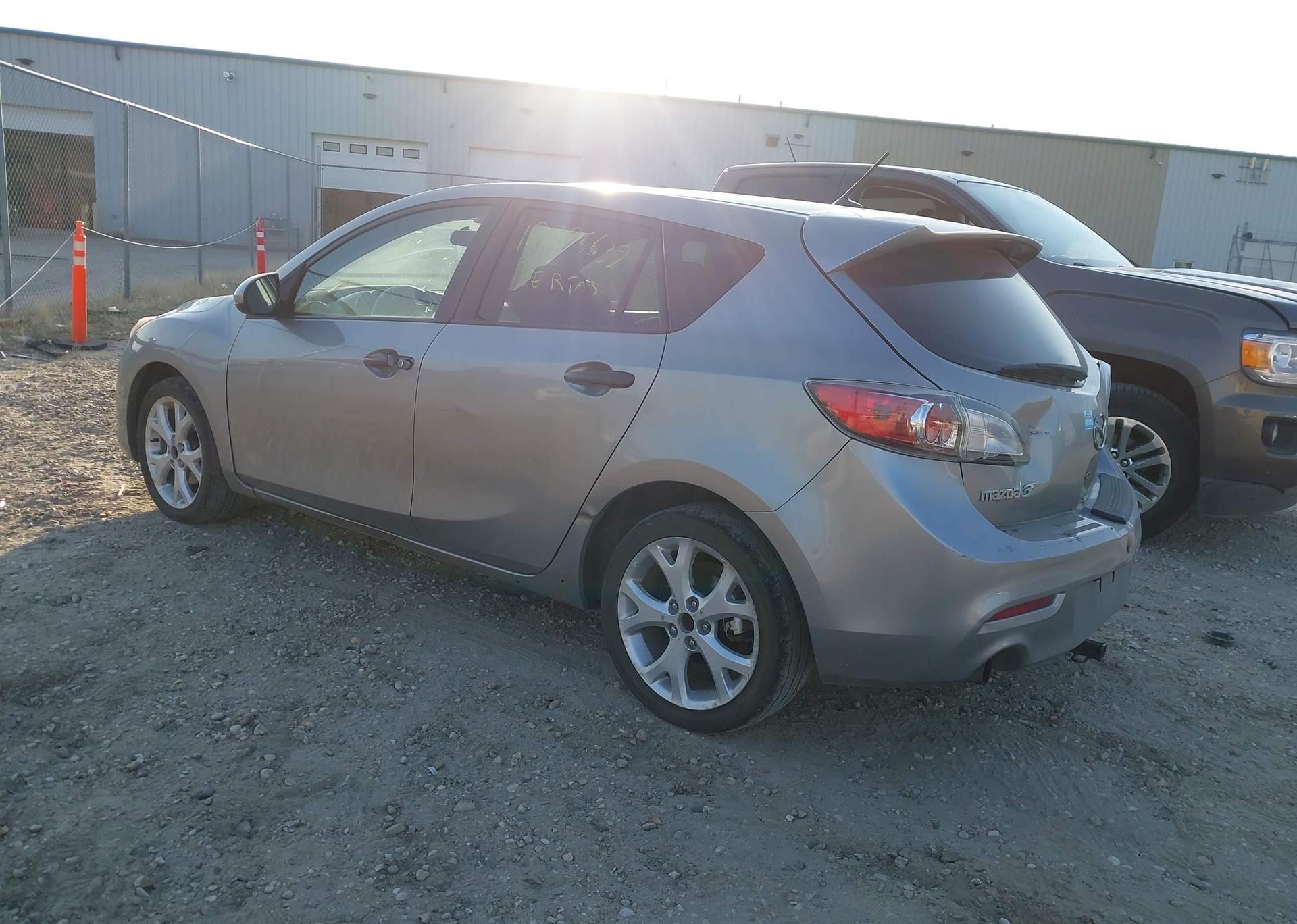 2012 MAZDA 3 I