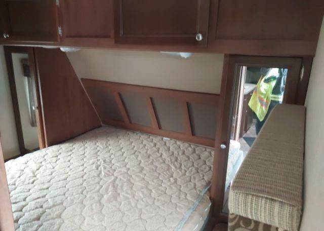 2015 COLEMAN 296BHU