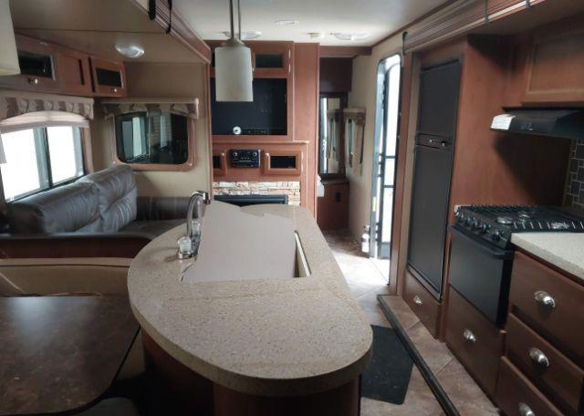 2015 COLEMAN 296BHU