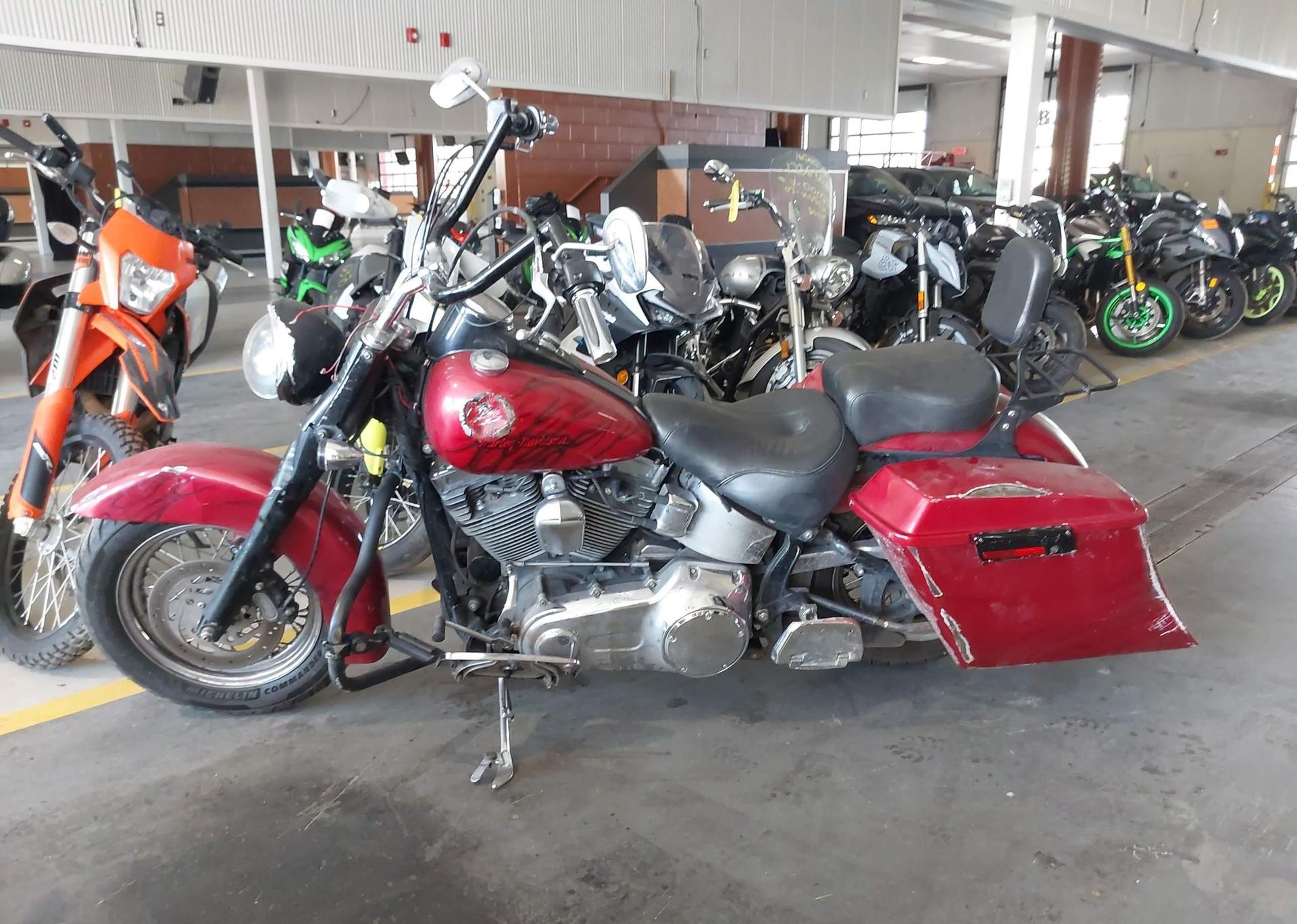 2011 HARLEY-DAVIDSON FLSTC