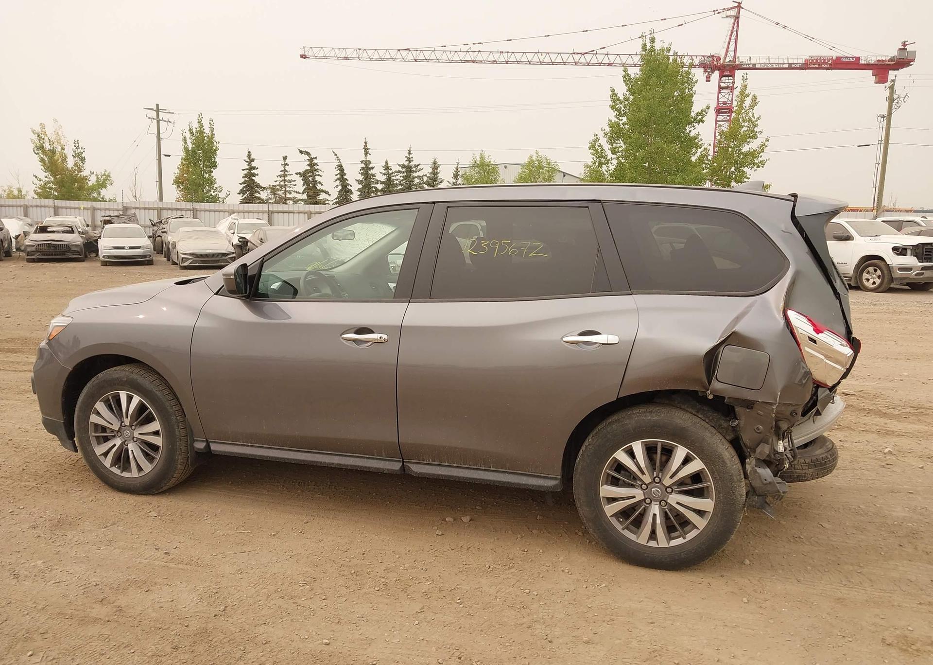 2019 NISSAN PATHFINDER PLATINUM