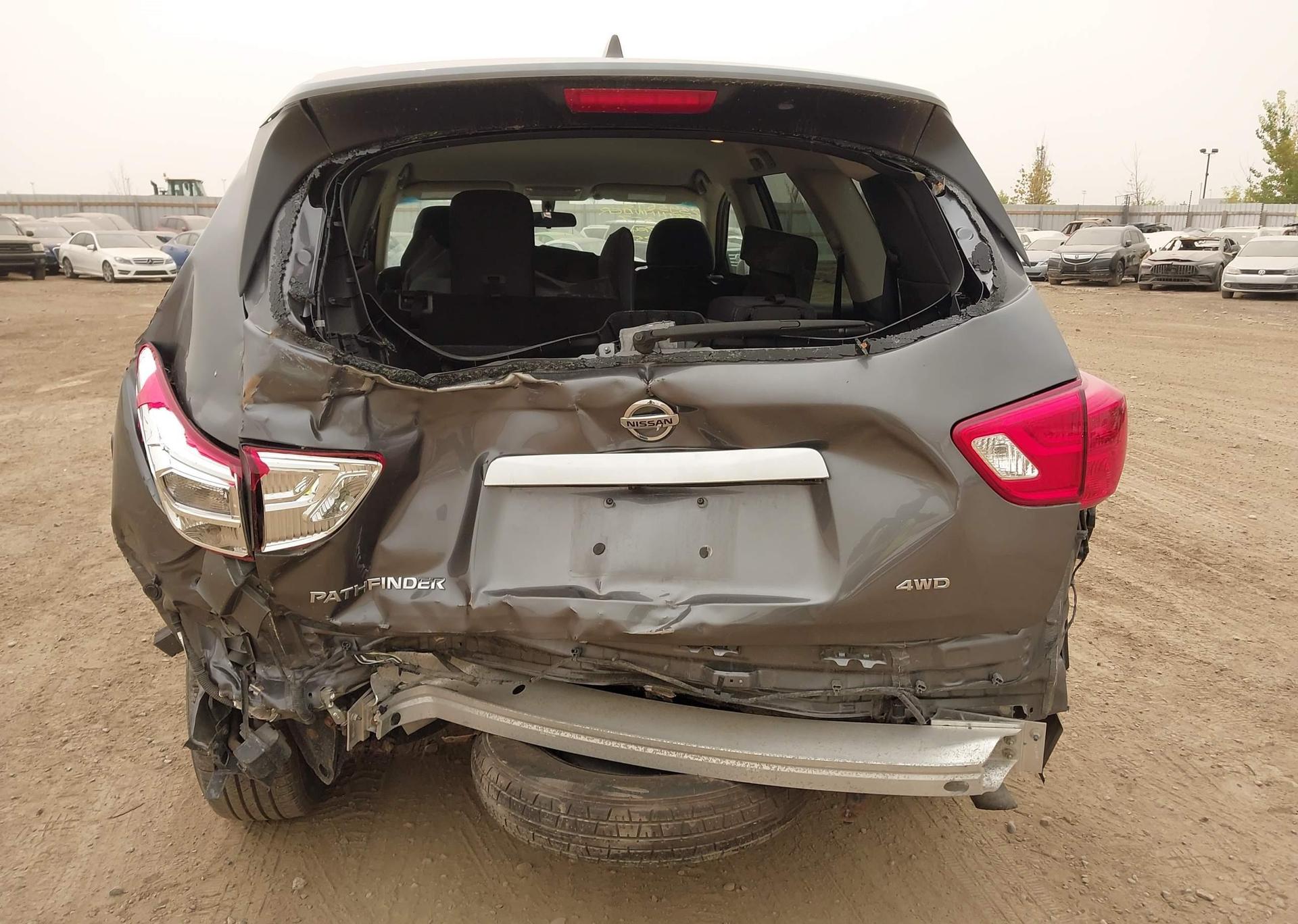 2019 NISSAN PATHFINDER PLATINUM