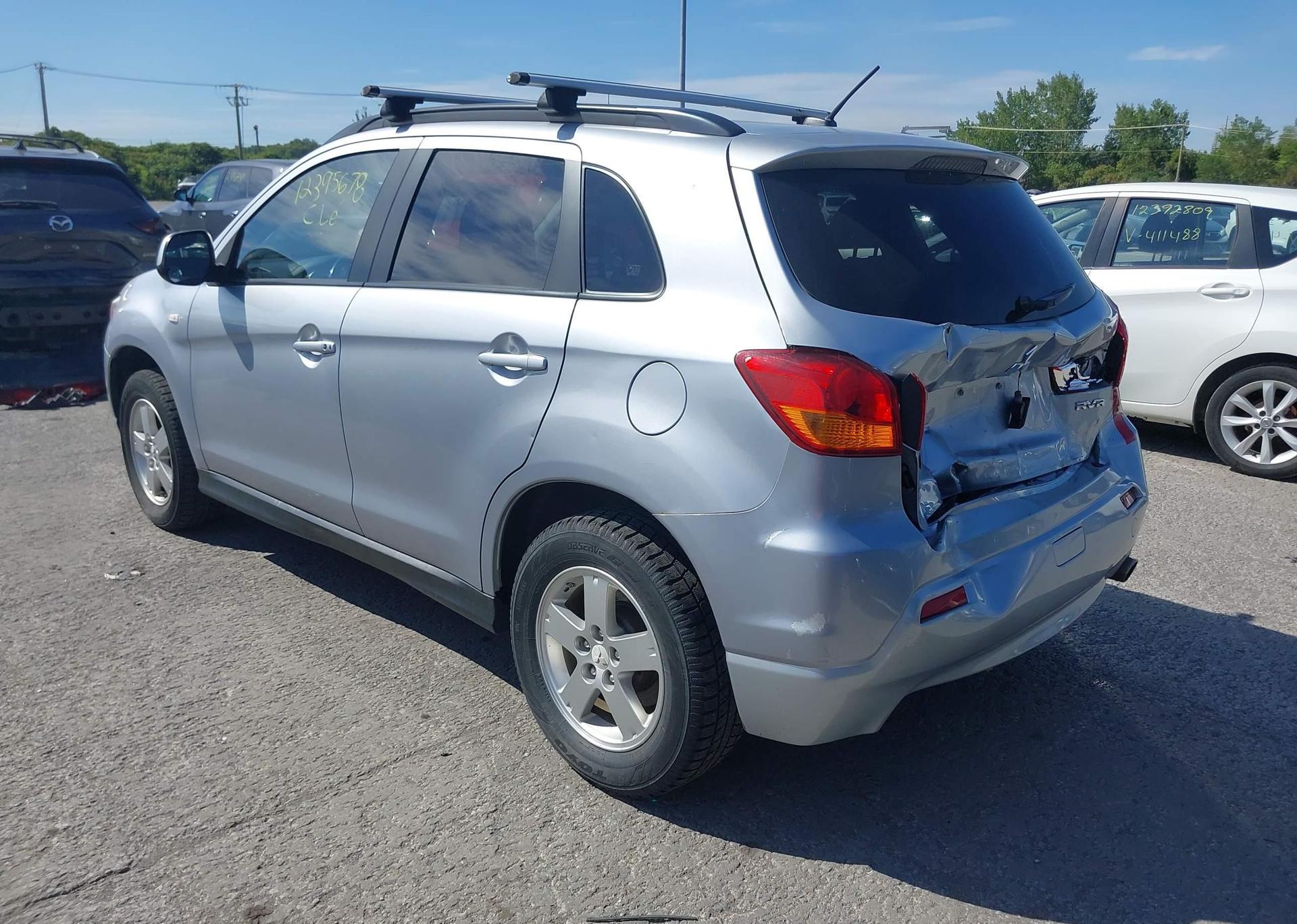 2012 MITSUBISHI RVR