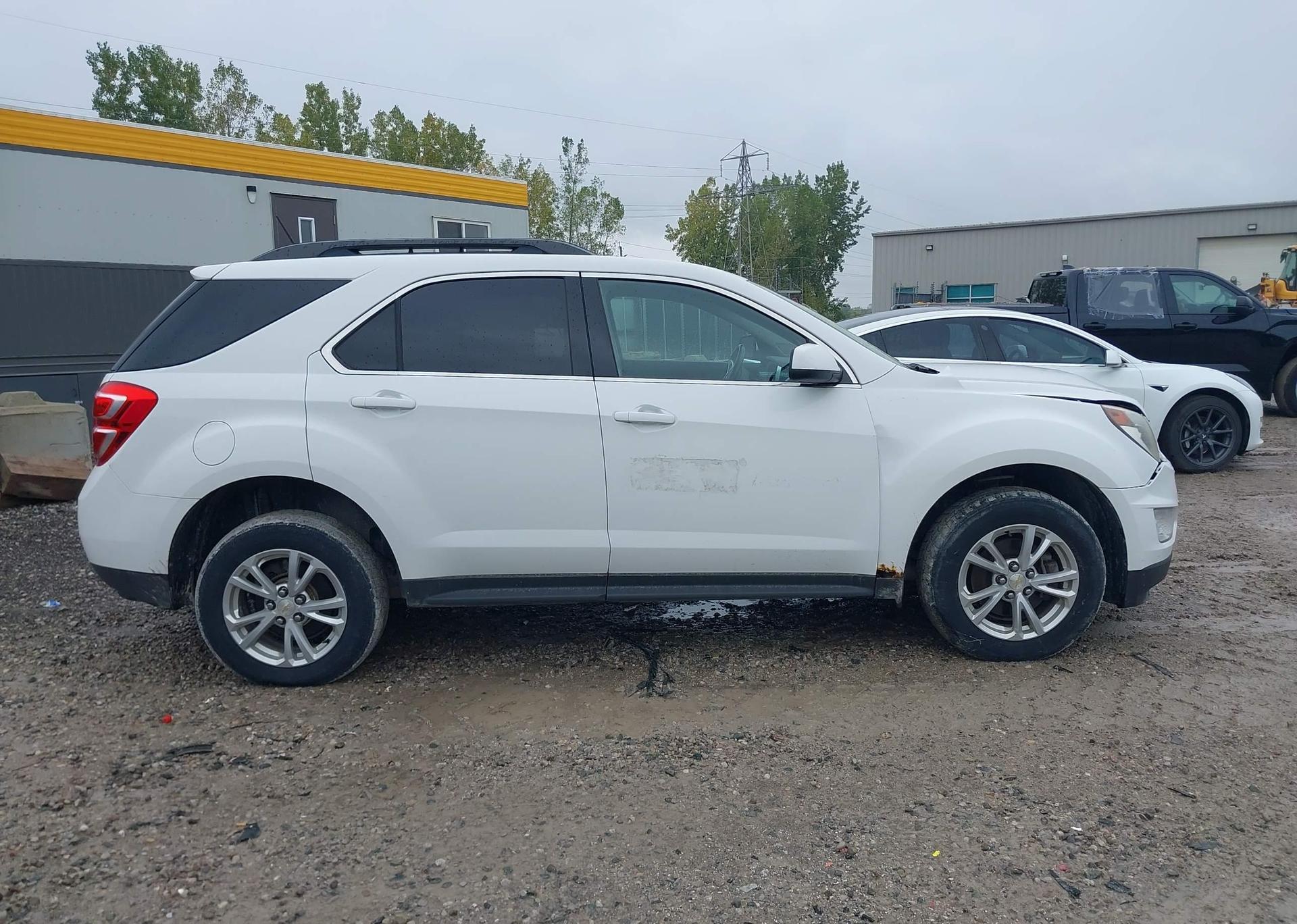 2017 CHEVROLET EQUINOX LT