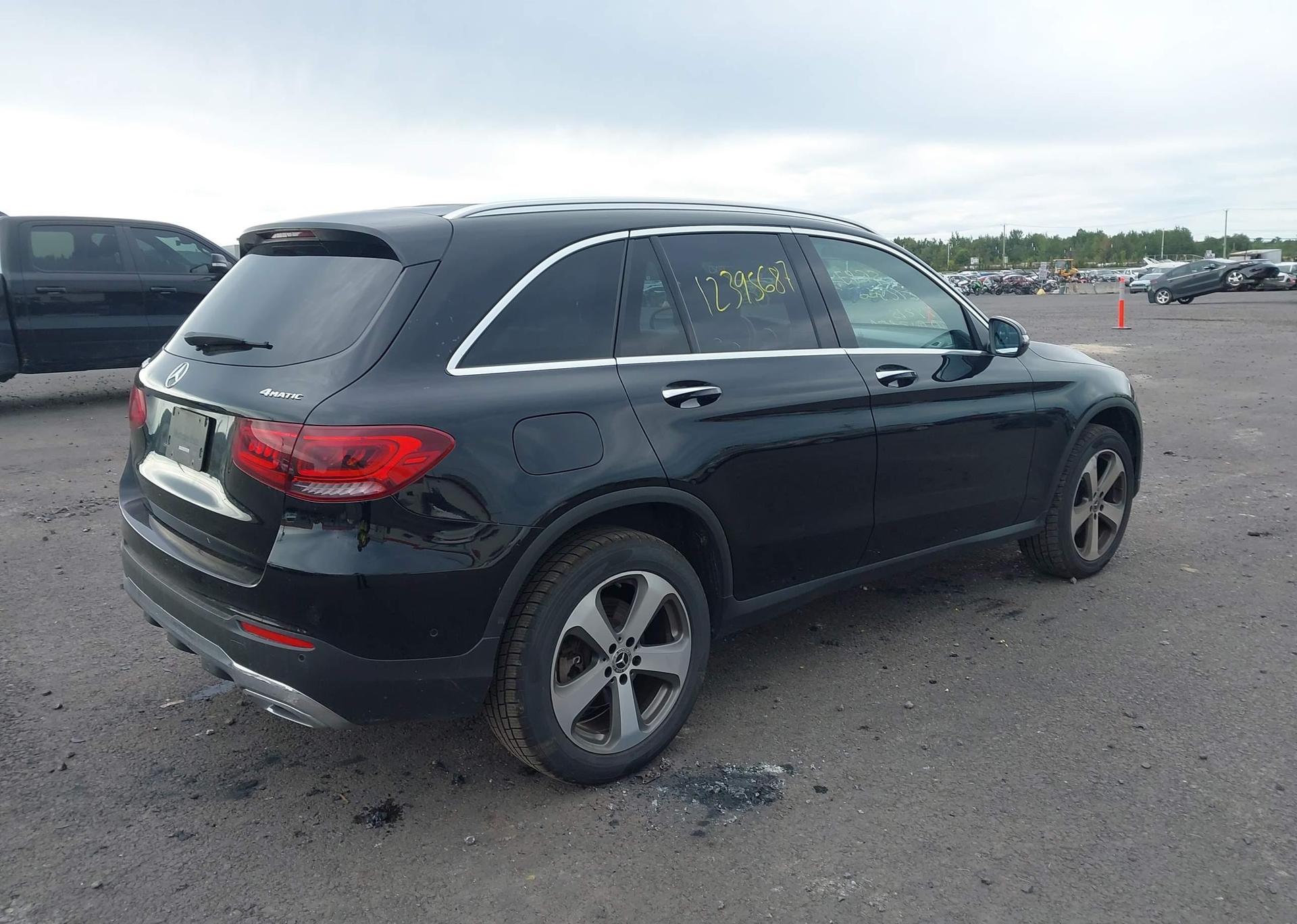 2022 MERCEDES-BENZ GLC 300 4MATIC
