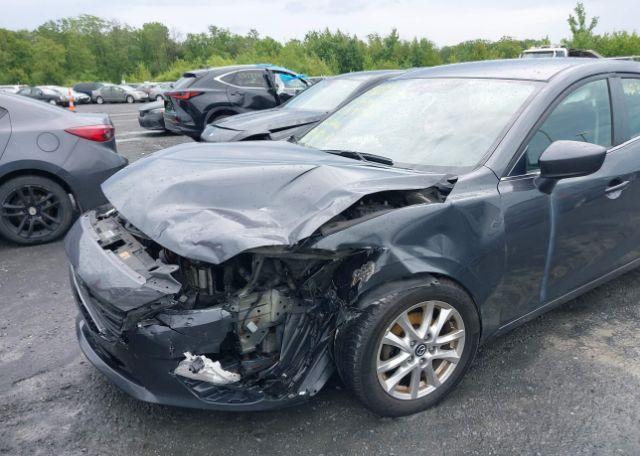 2015 MAZDA MAZDA3 GS