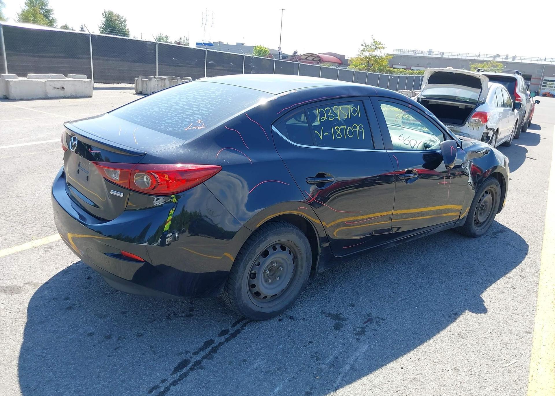 2015 MAZDA 3 TOURING