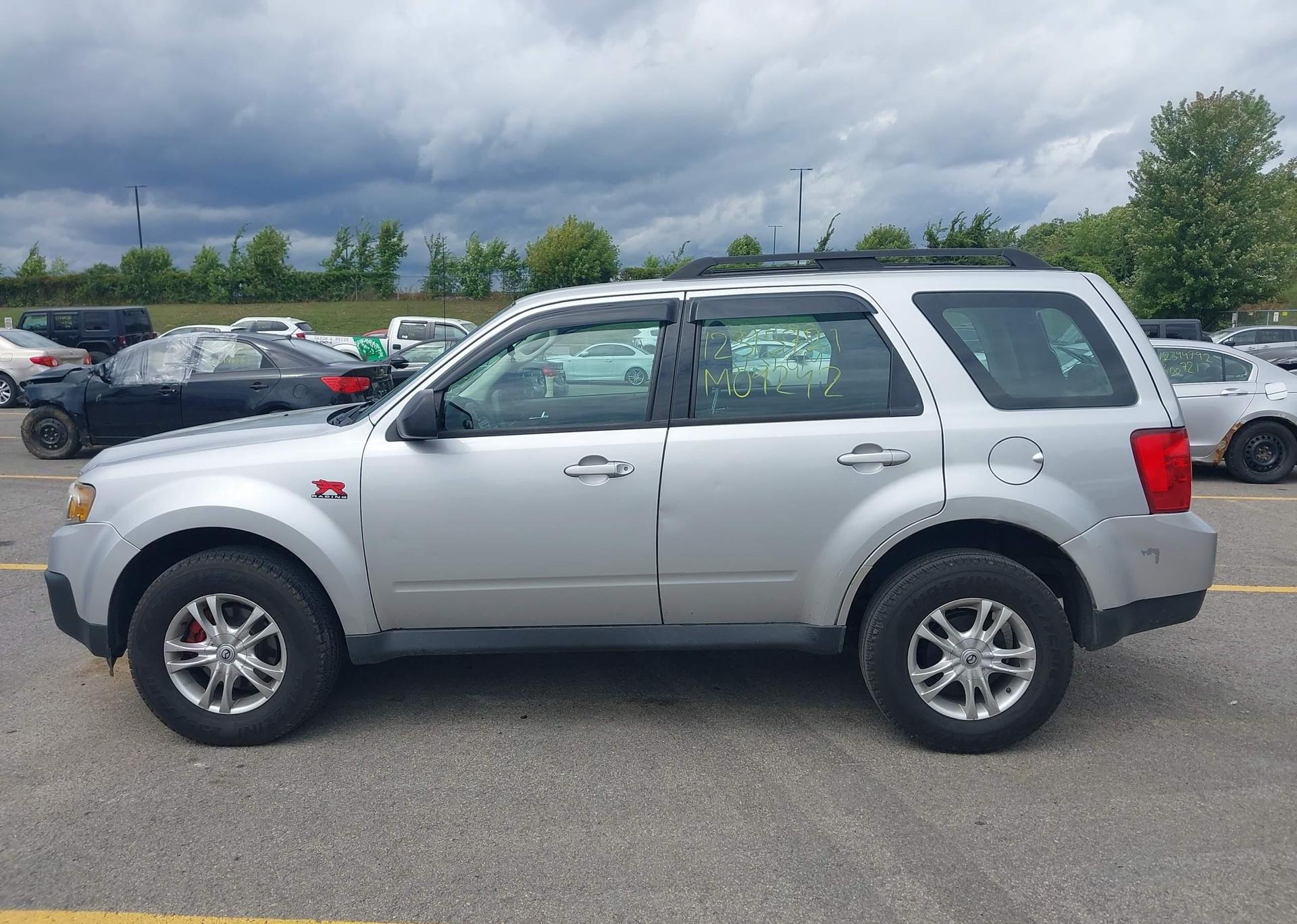 2011 MAZDA TRIBUTE I