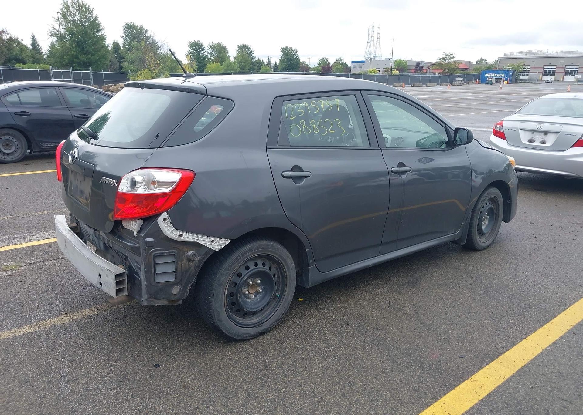 2013 TOYOTA MATRIX
