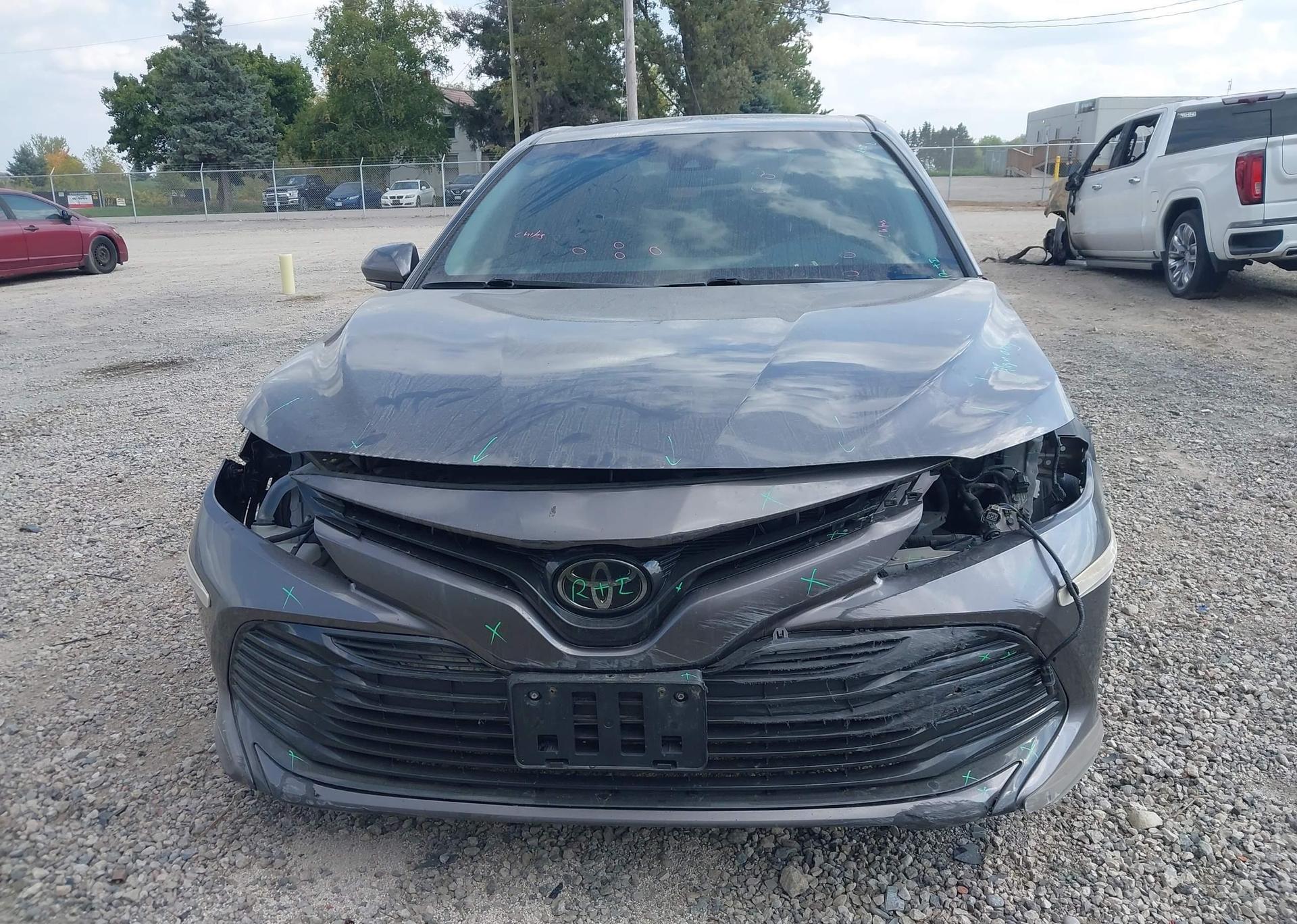 2018 TOYOTA CAMRY LE