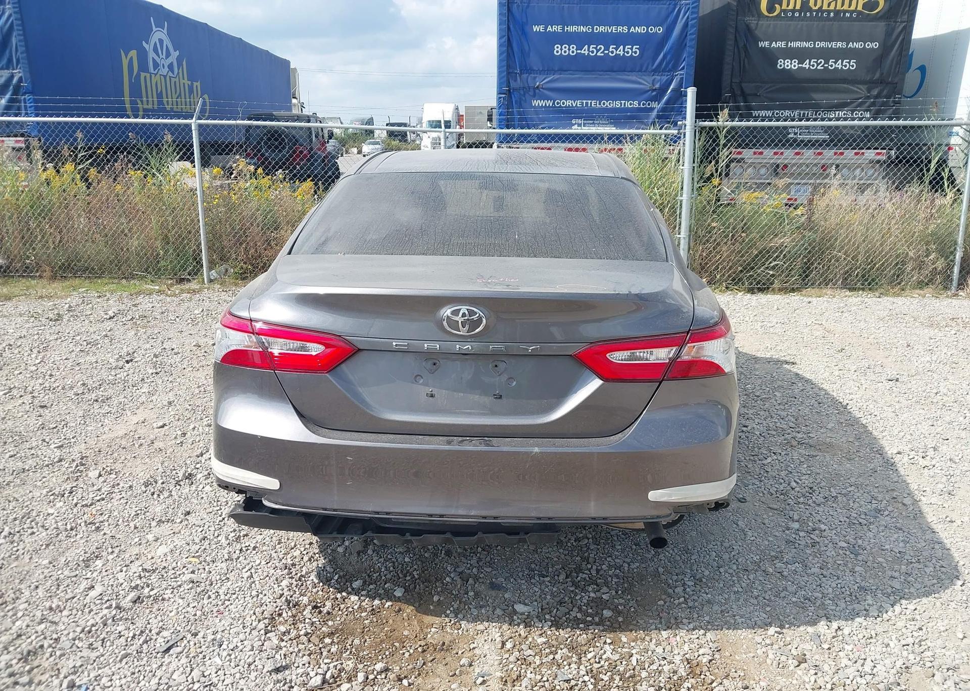 2018 TOYOTA CAMRY LE