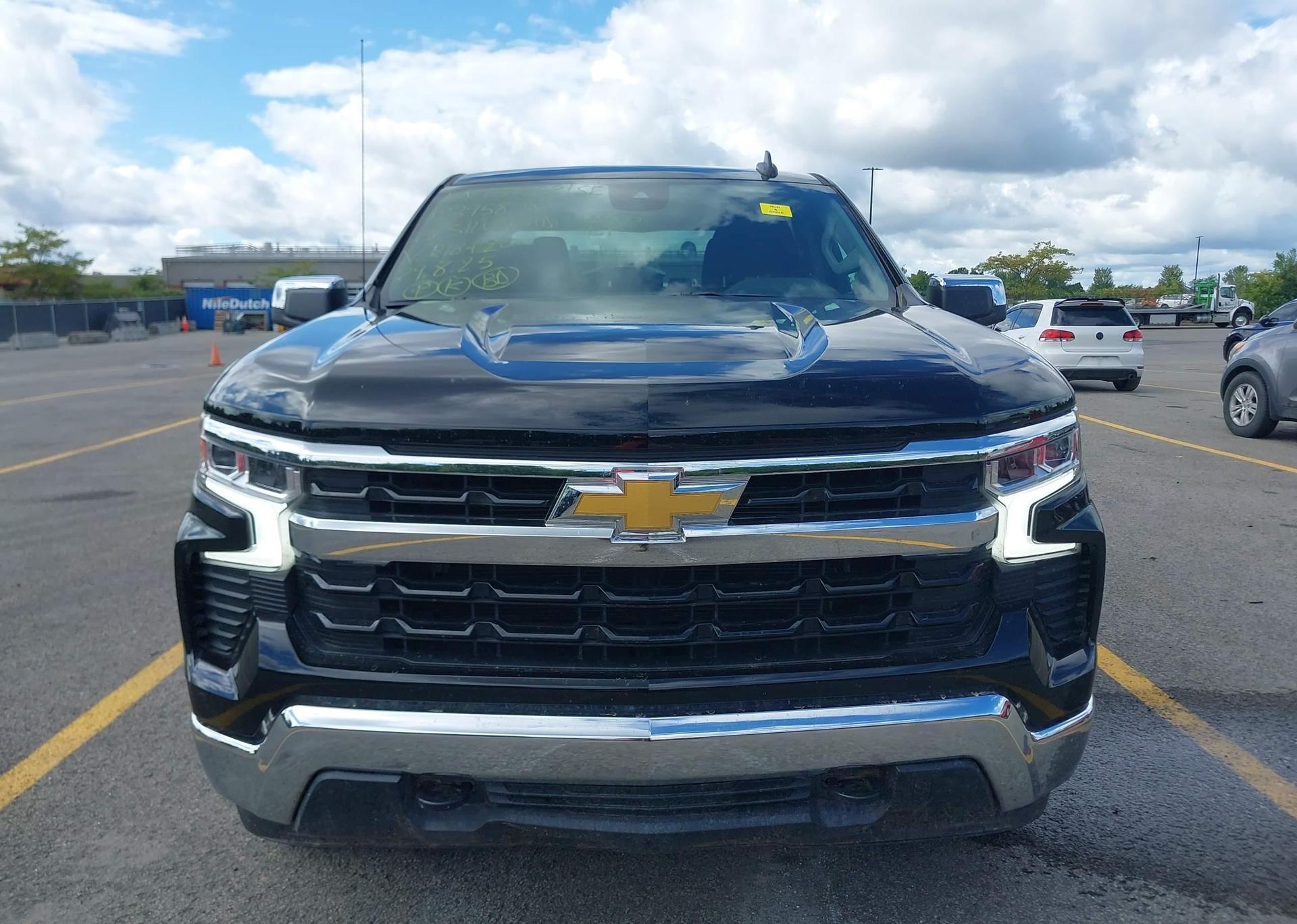 2025 CHEVROLET SILVERADO K1500 LT