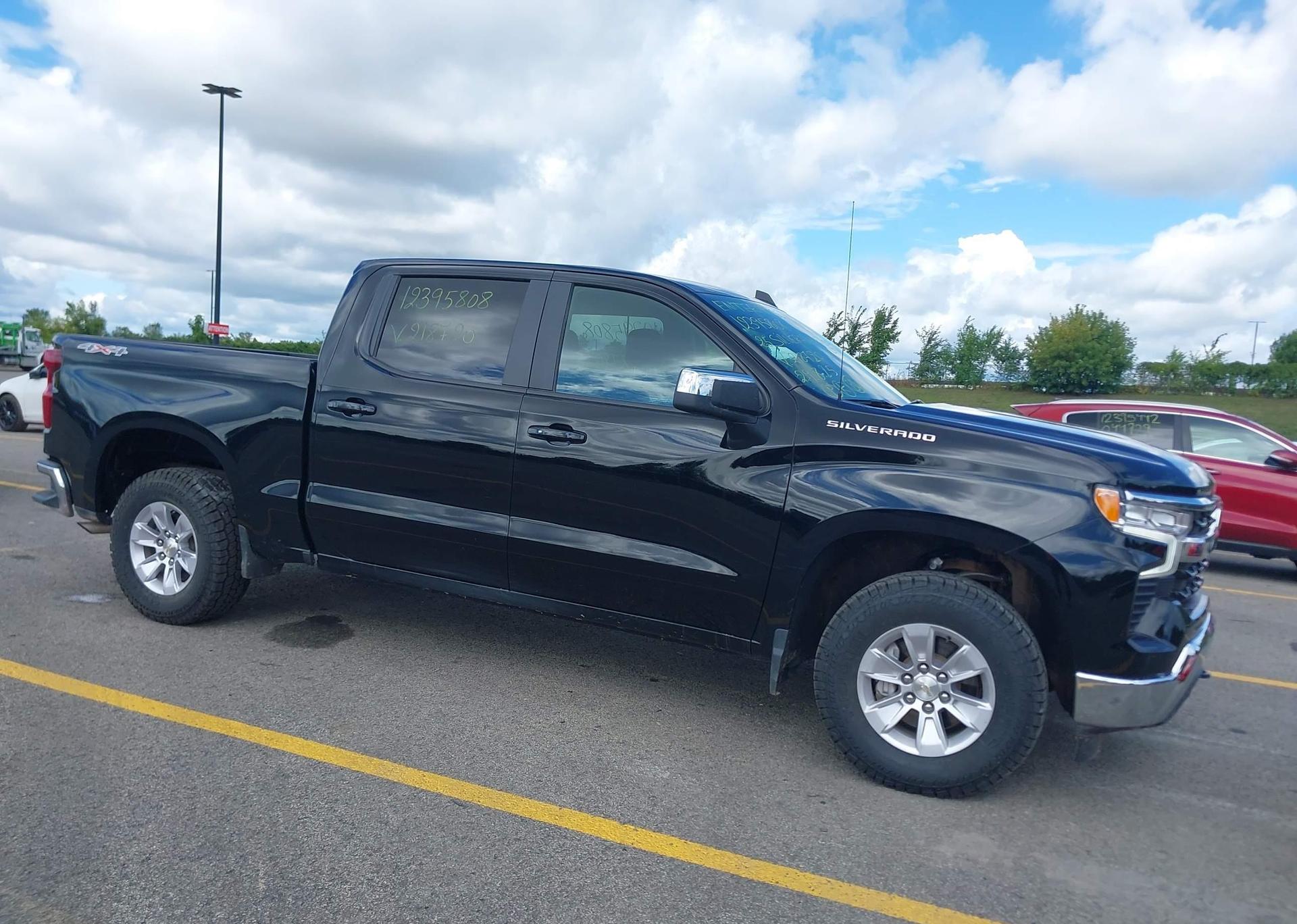 2025 CHEVROLET SILVERADO K1500 LT