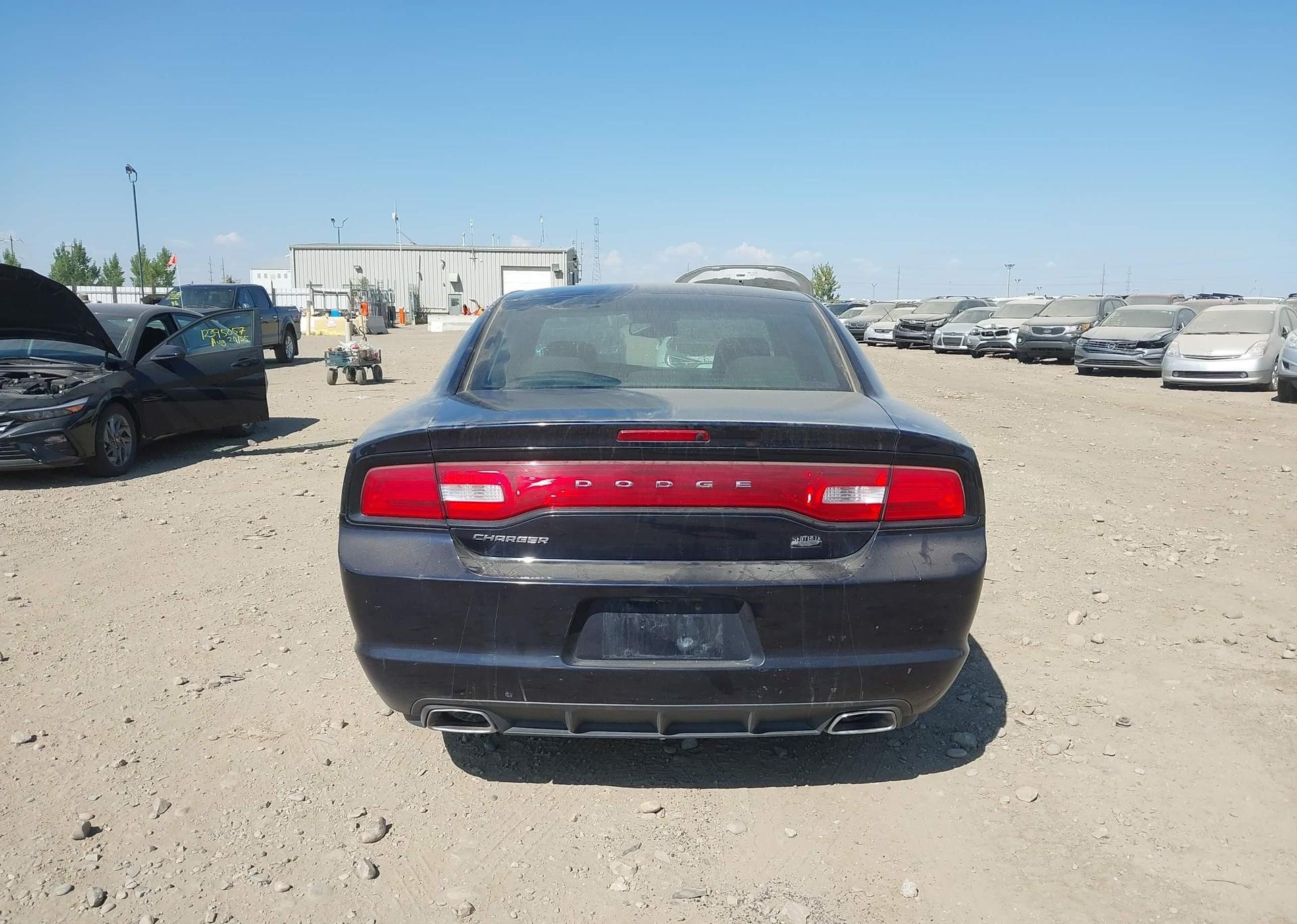 2012 DODGE CHARGER SE
