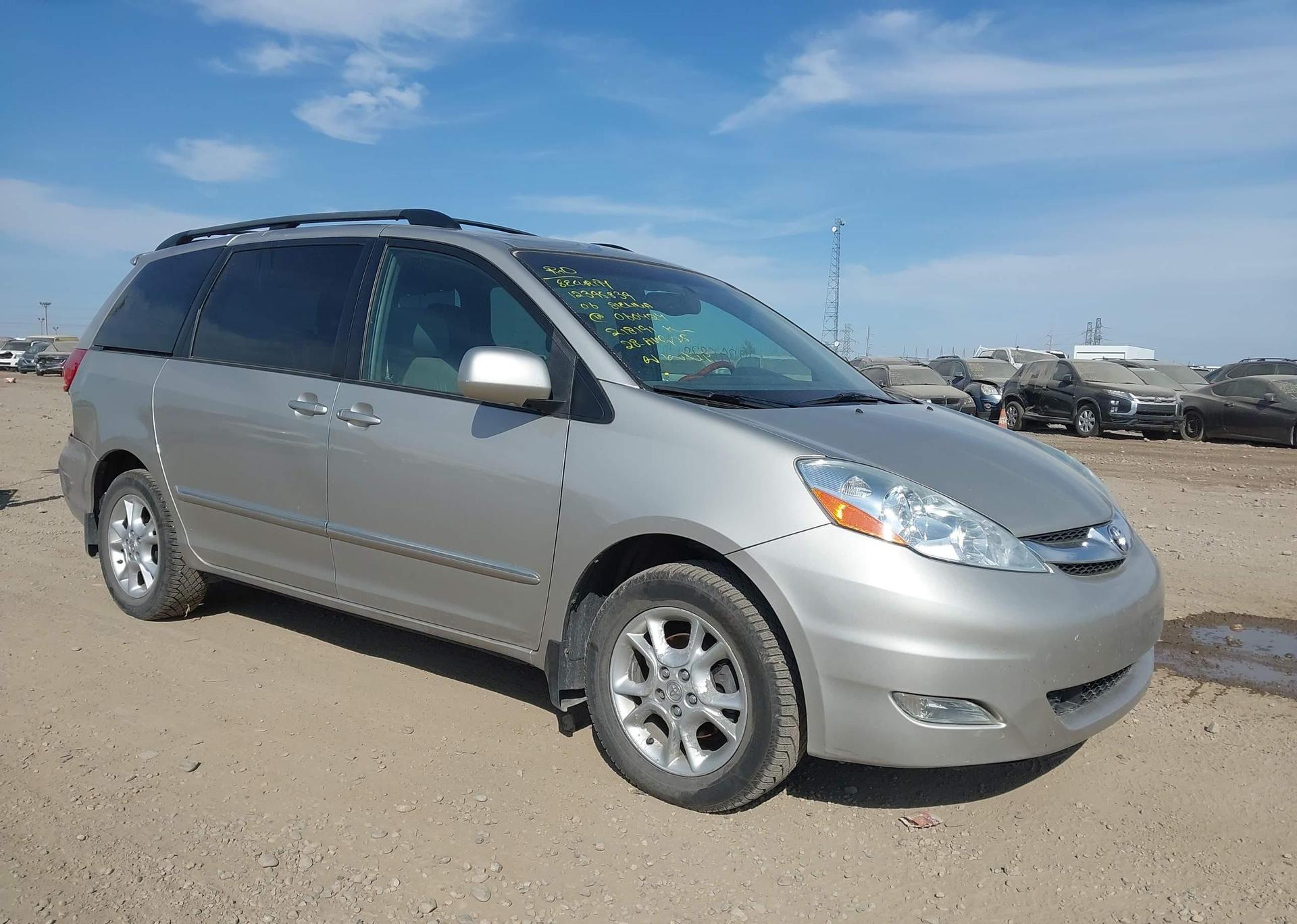 2006 TOYOTA SIENNA XLE LIMITED 7 PASSENGER
